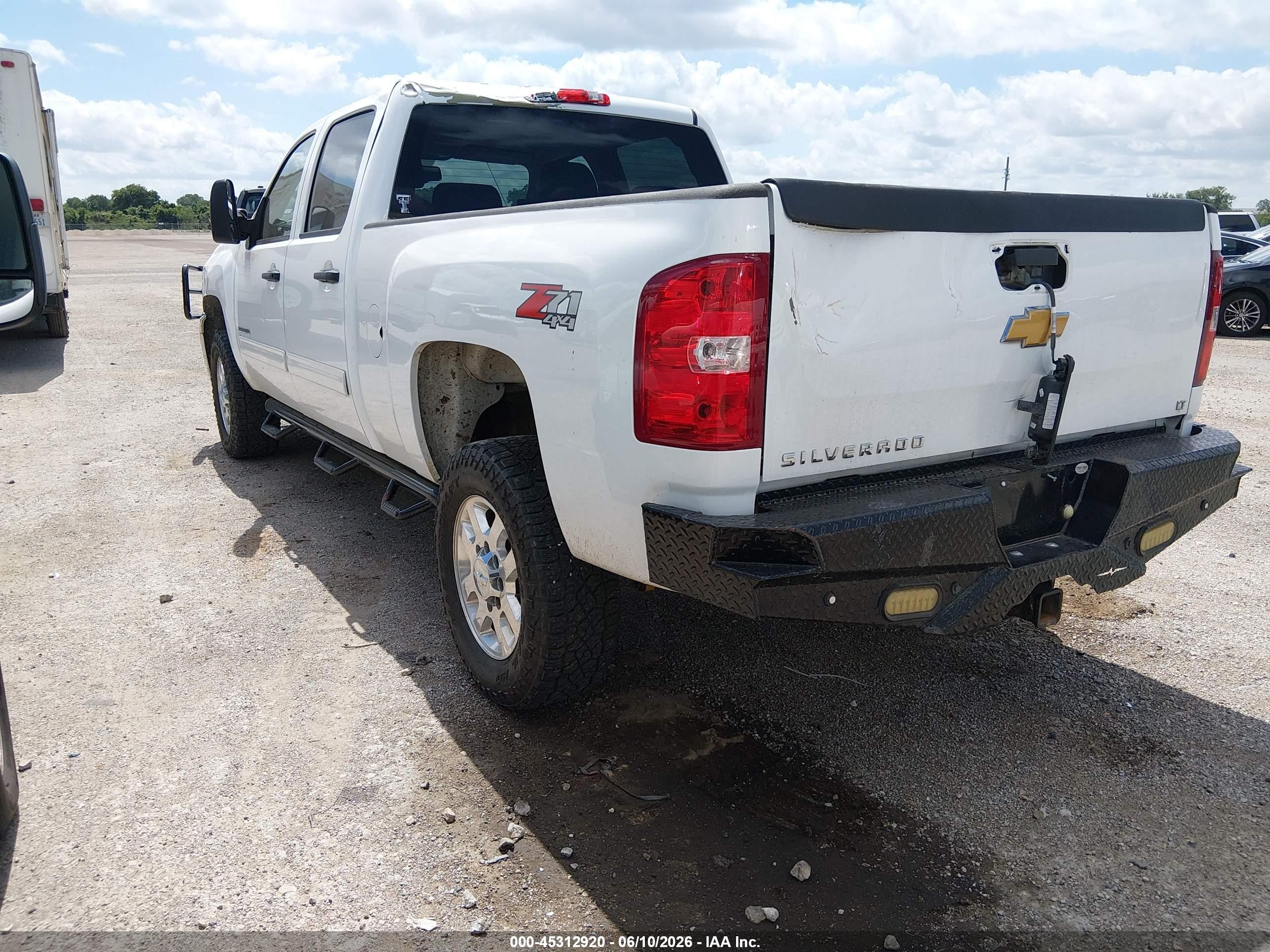 2014 Chevrolet Silverado 2500hd Lt White vin: 1GC1KXCG8EF171406
