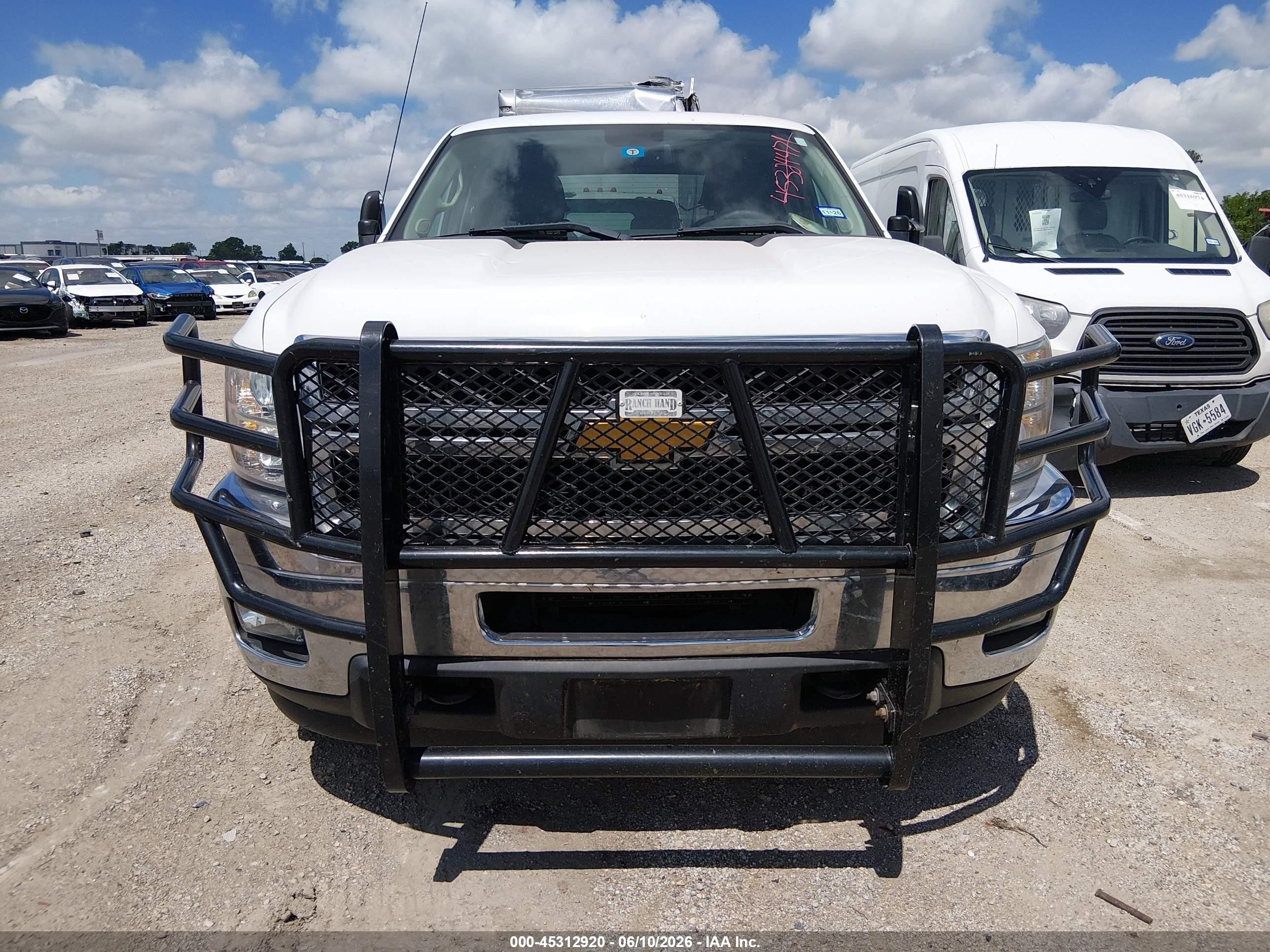 2014 Chevrolet Silverado 2500hd Lt White vin: 1GC1KXCG8EF171406