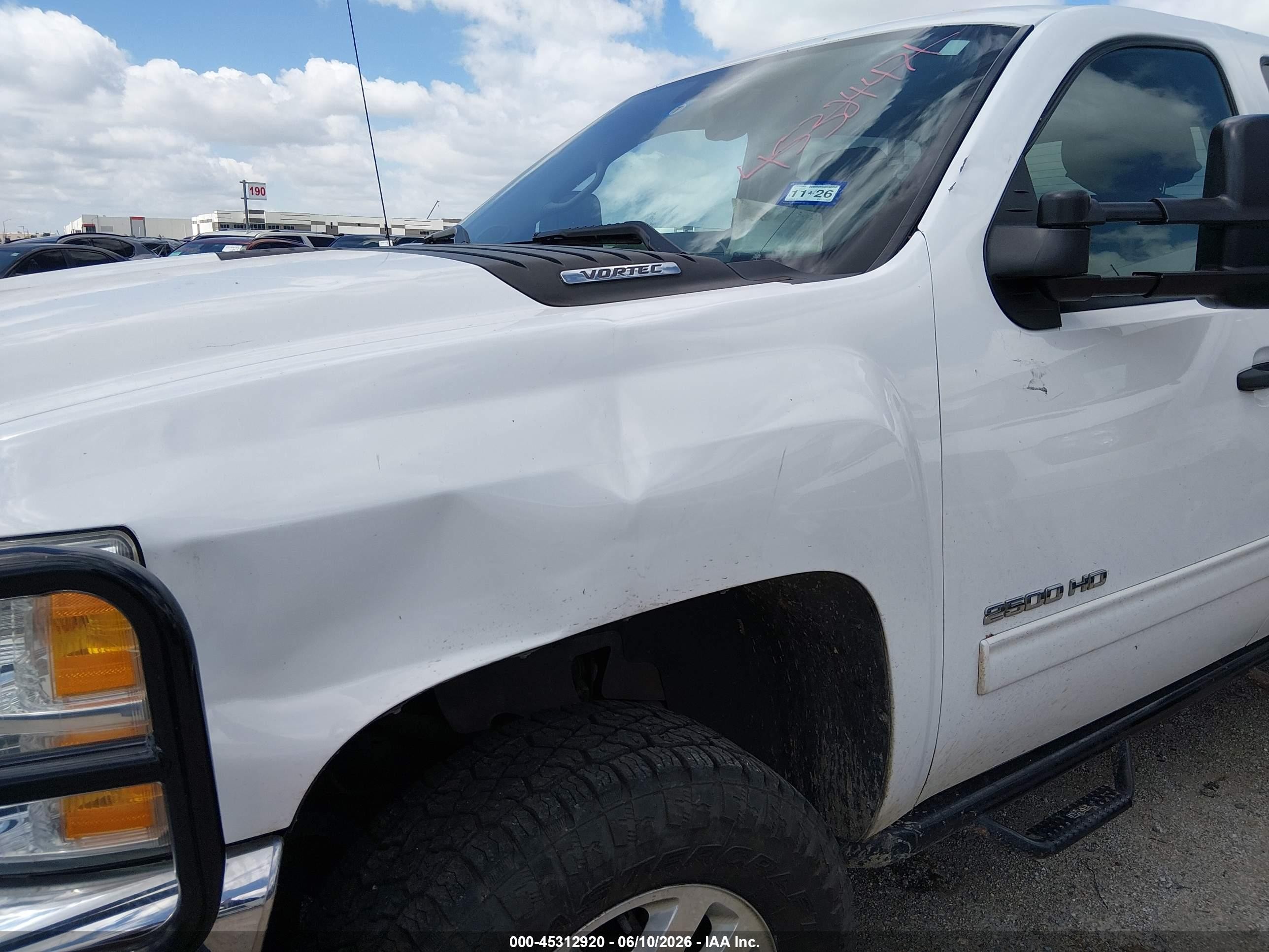2014 Chevrolet Silverado 2500hd Lt White vin: 1GC1KXCG8EF171406