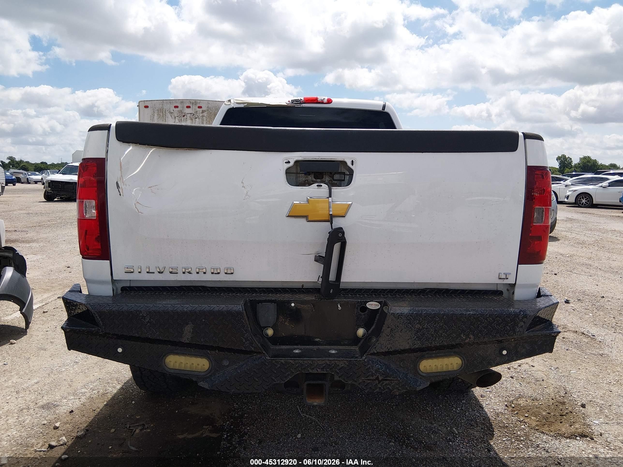 2014 Chevrolet Silverado 2500hd Lt White vin: 1GC1KXCG8EF171406