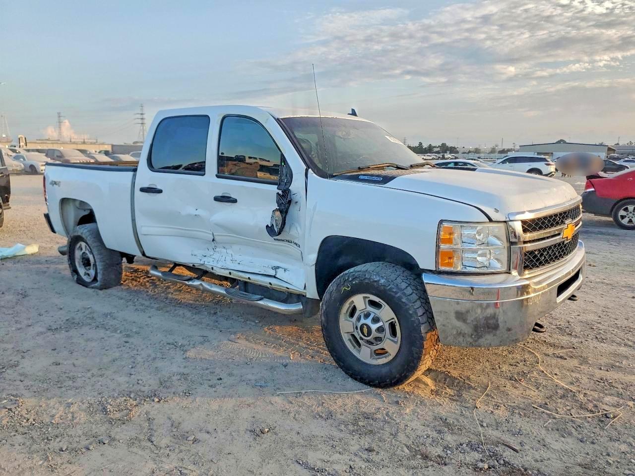 2014 Chevrolet Silverado K2500 Heavy Duty Lt White vin: 1GC1KXE81EF165615