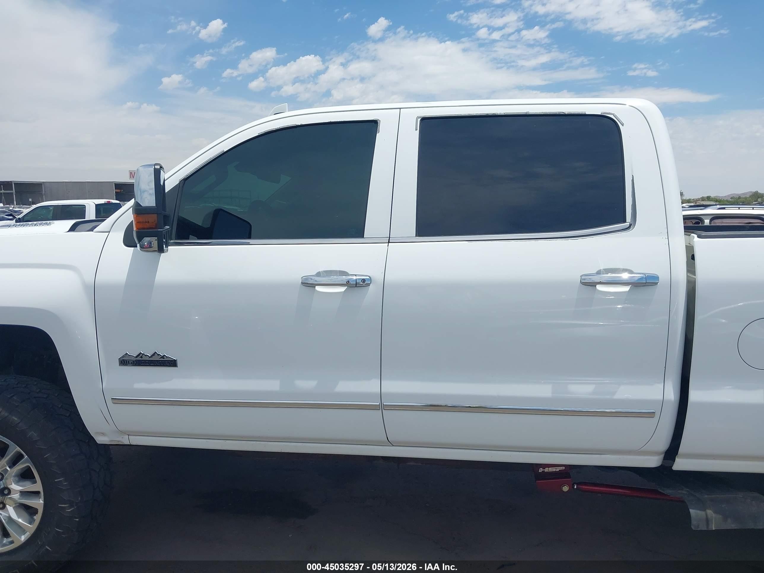 2015 Chevrolet Silverado 2500hd High Country White vin: 1GC1KXE81FF595775