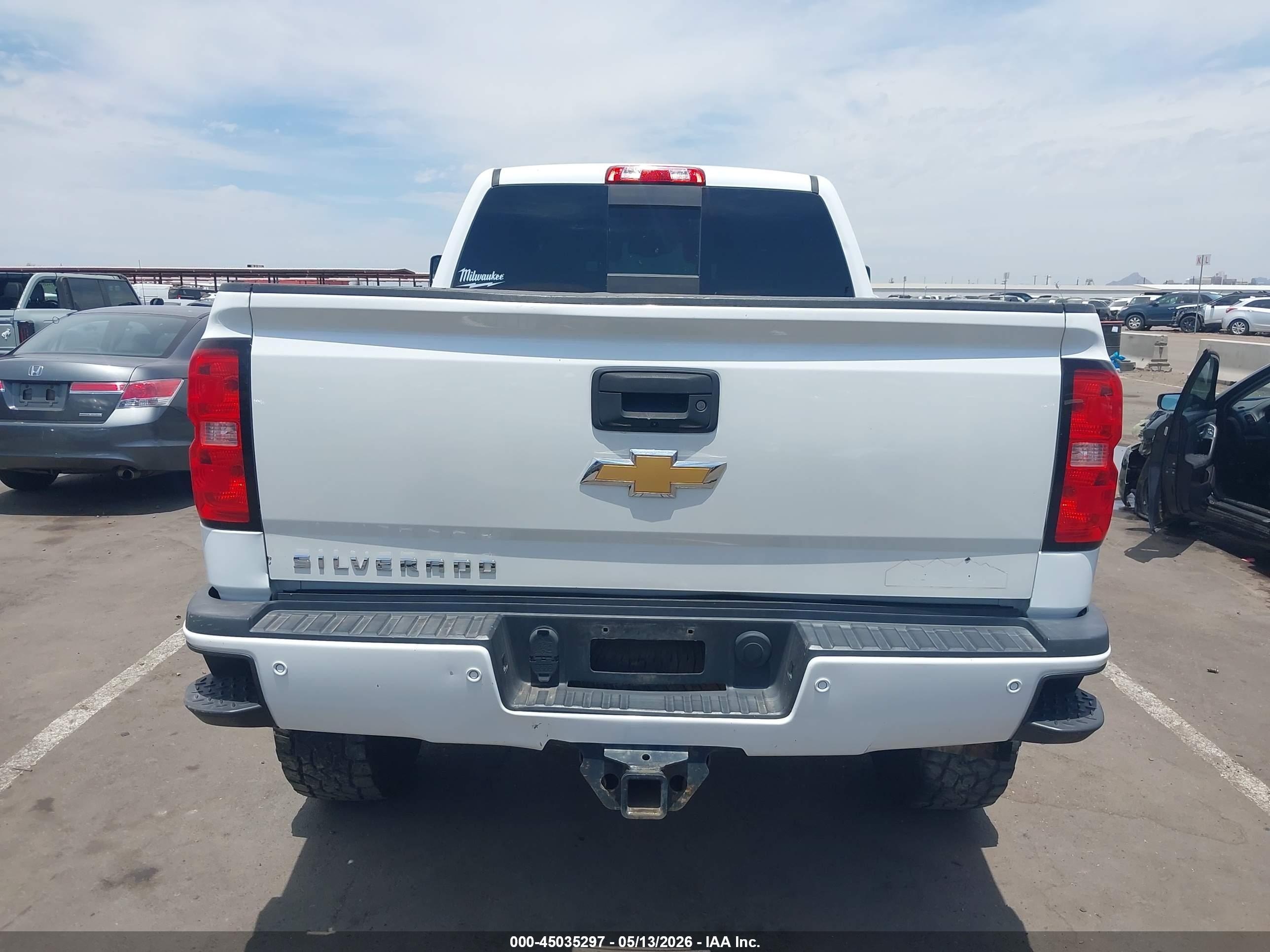 2015 Chevrolet Silverado 2500hd High Country White vin: 1GC1KXE81FF595775