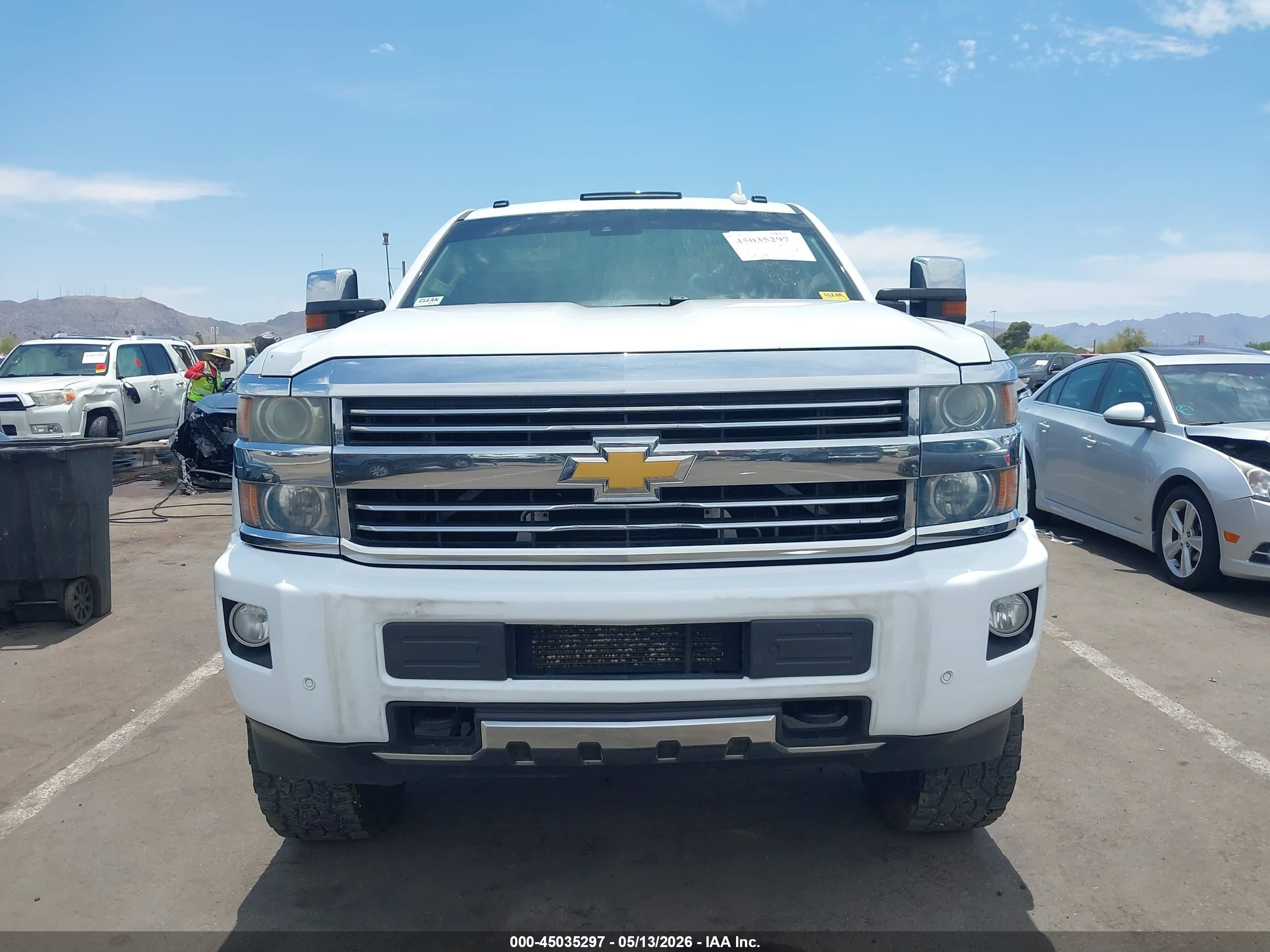2015 Chevrolet Silverado 2500hd High Country White vin: 1GC1KXE81FF595775