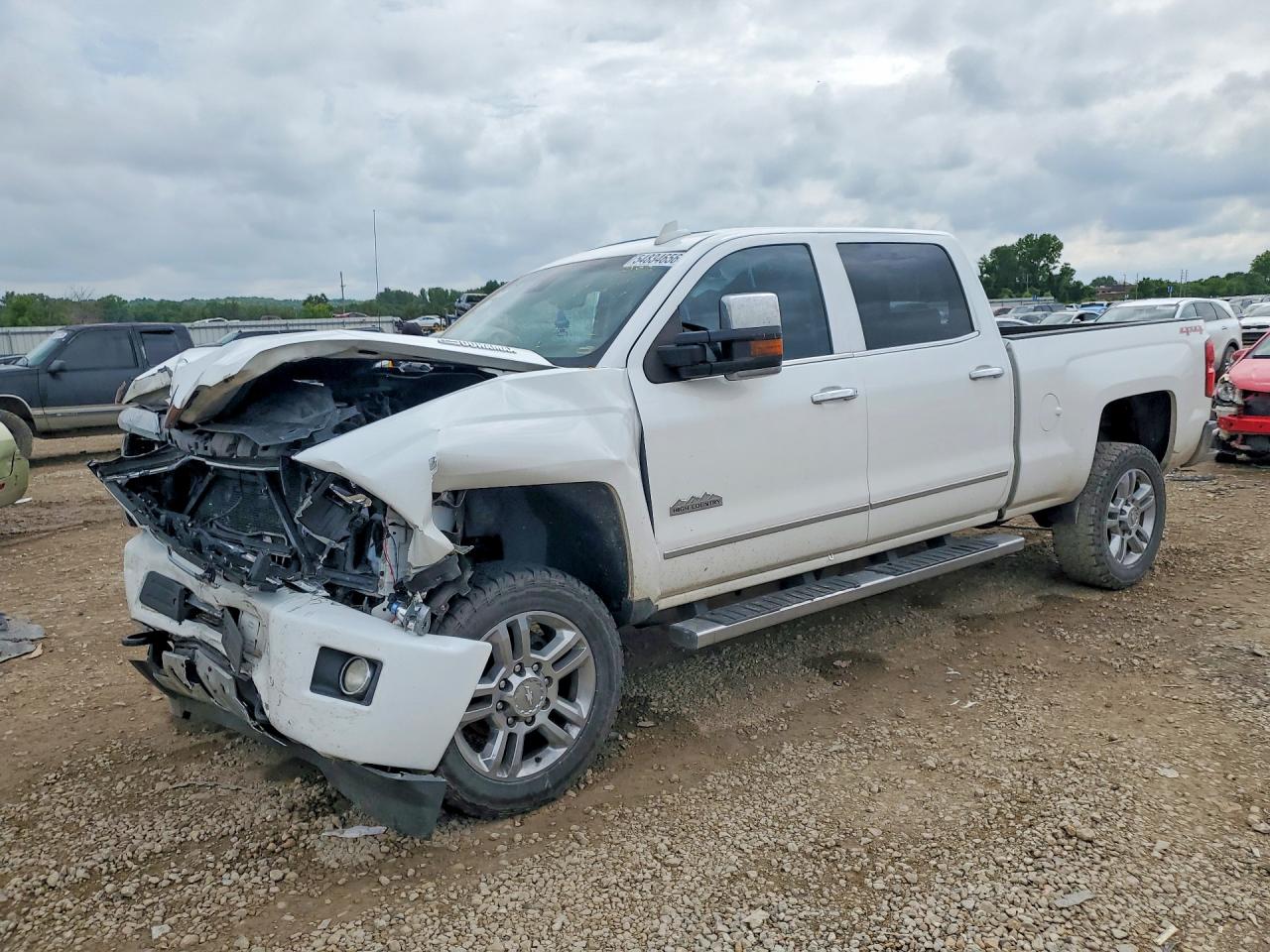 2015 Chevrolet Silverado K2500 High Country White vin: 1GC1KXE83FF502321