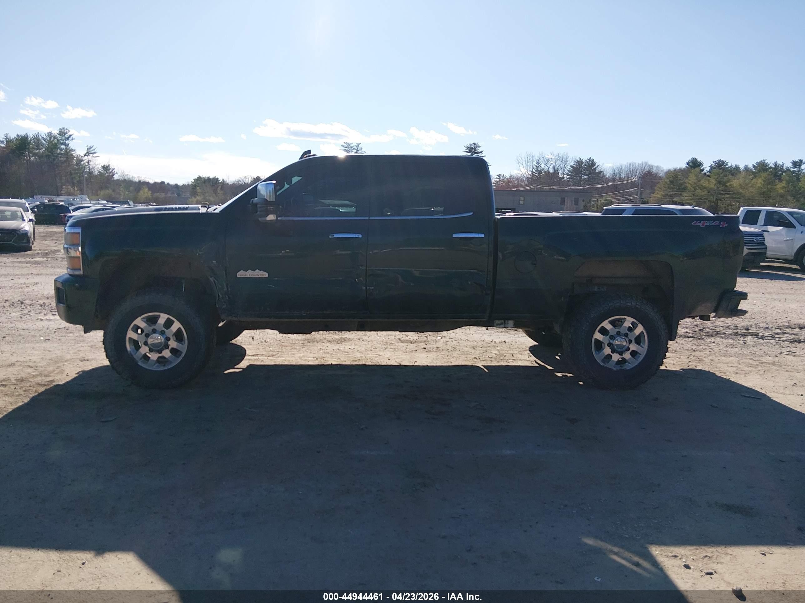 2015 Chevrolet Silverado 2500hd High Country Green vin: 1GC1KXE83FF516820