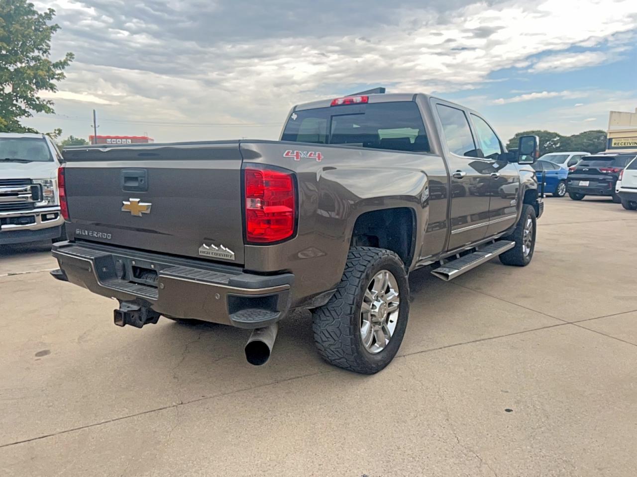 2015 Chevrolet Silverado K2500 High Country Brown vin: 1GC1KXE88FF617187