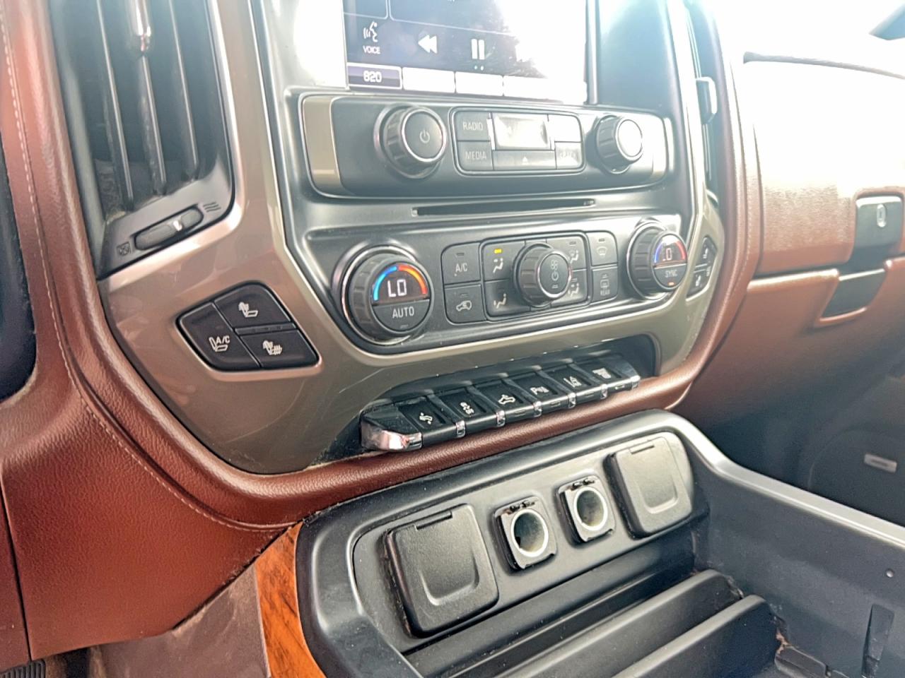2015 Chevrolet Silverado K2500 High Country Brown vin: 1GC1KXE88FF617187