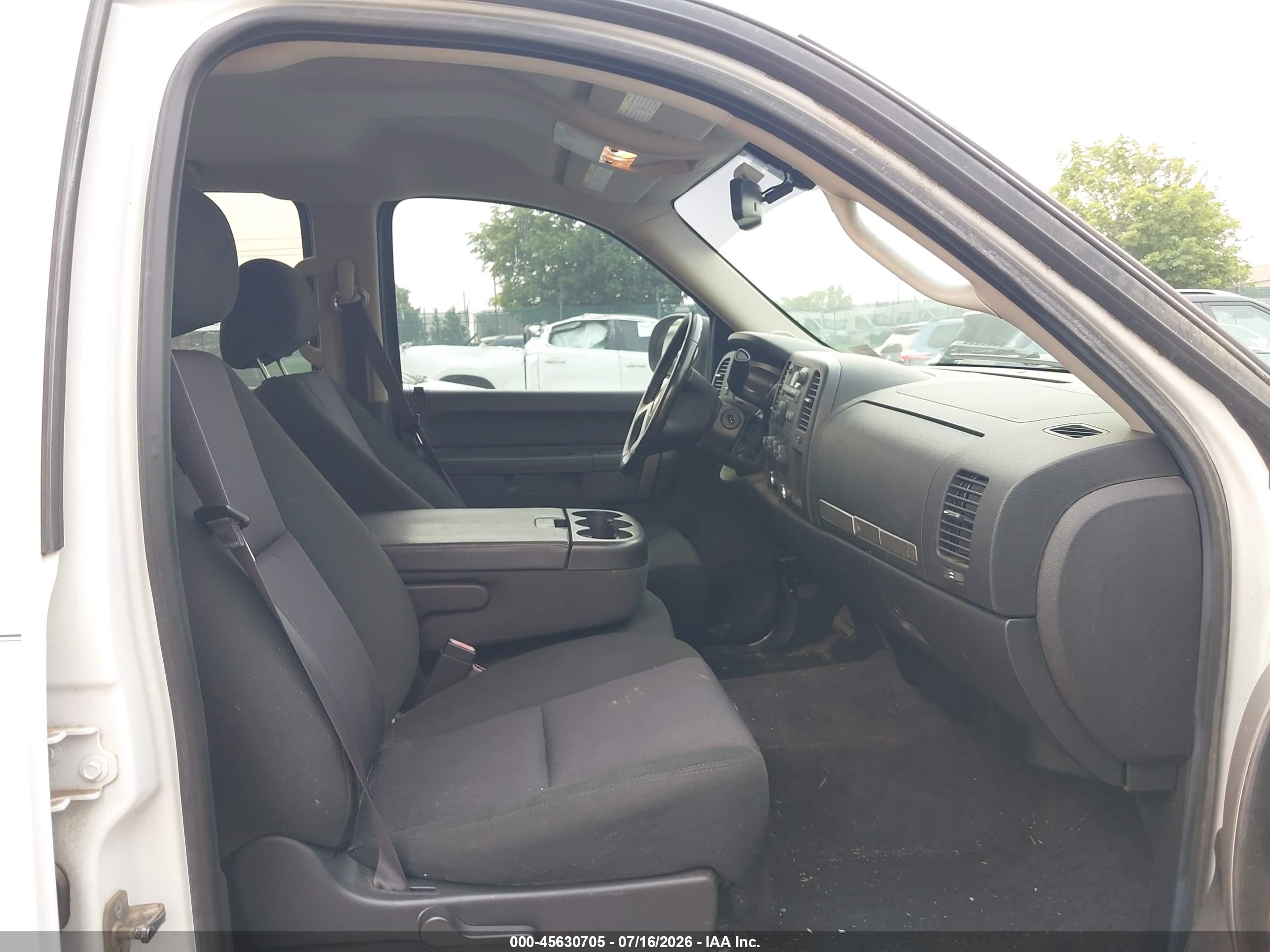 2014 Chevrolet Silverado 2500hd Lt White vin: 1GC1KXEG4EF158892