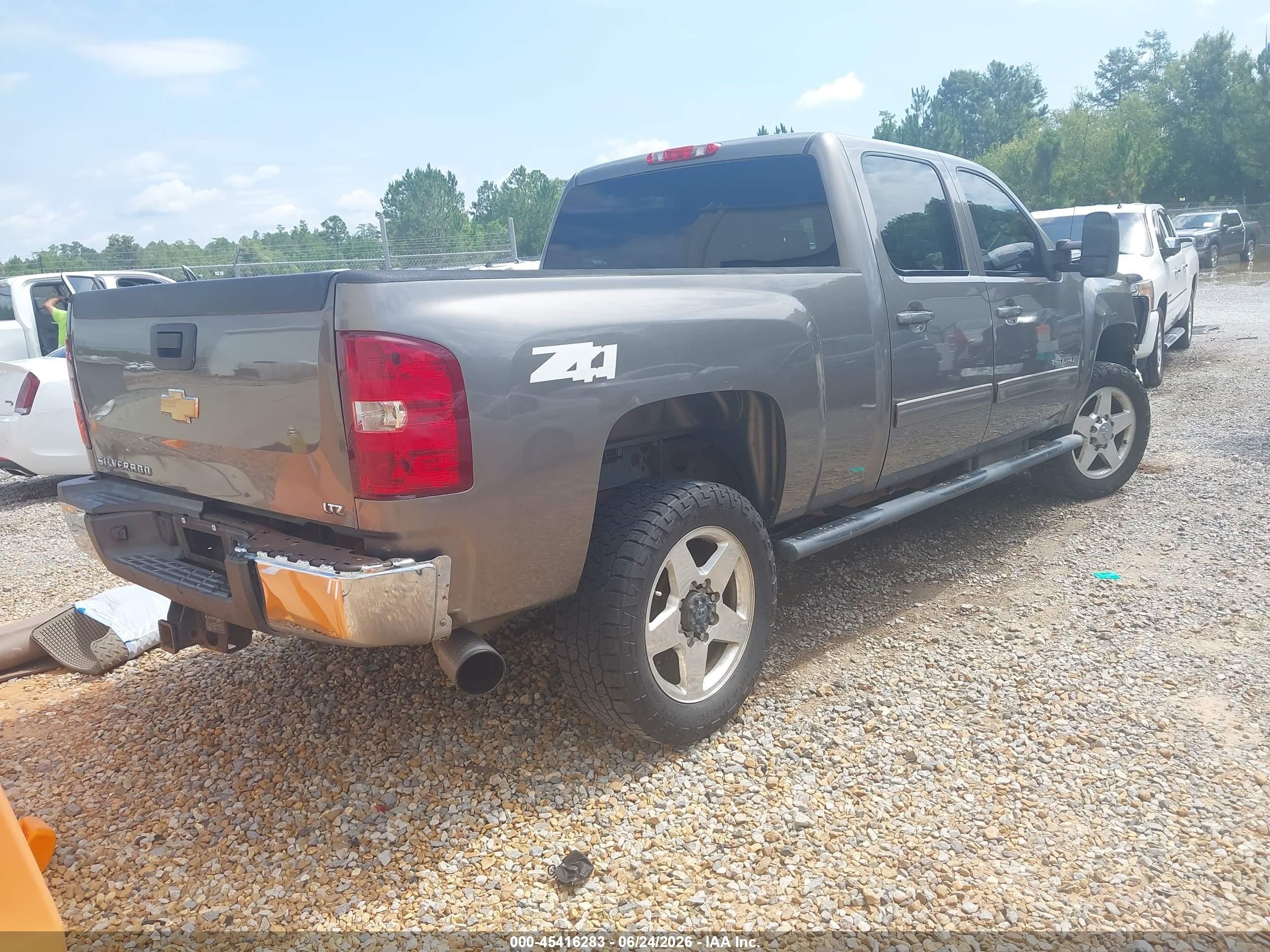 2012 Chevrolet Silverado 2500hd Ltz Tan vin: 1GC1KYC82CF208591