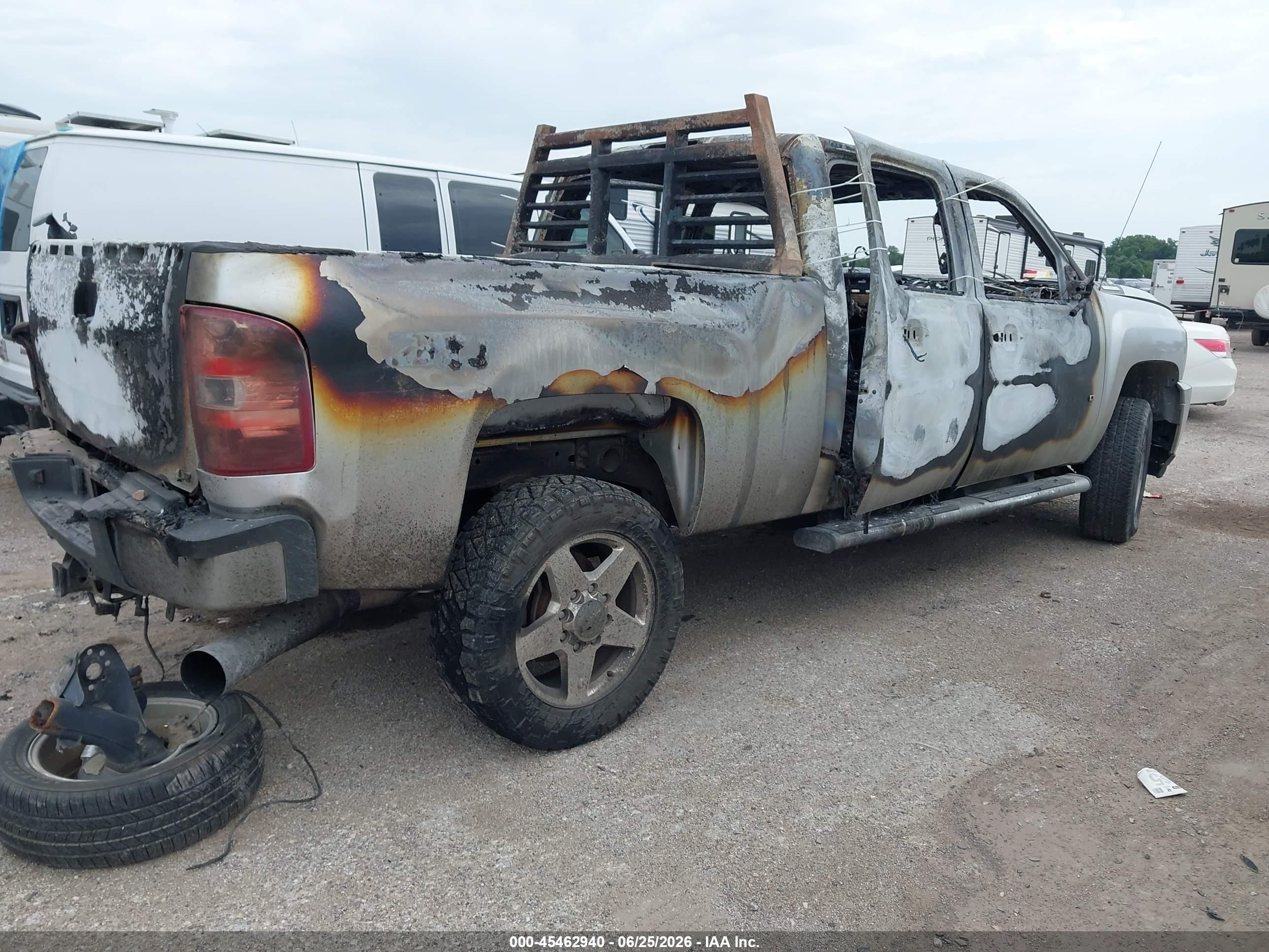 2011 Chevrolet Silverado 2500hd Ltz Silver vin: 1GC1KYC87BF148130
