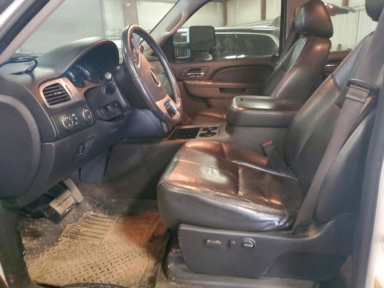 2013 Chevrolet Silverado K2500 Heavy Duty Ltz White vin: 1GC1KYC87DF156666