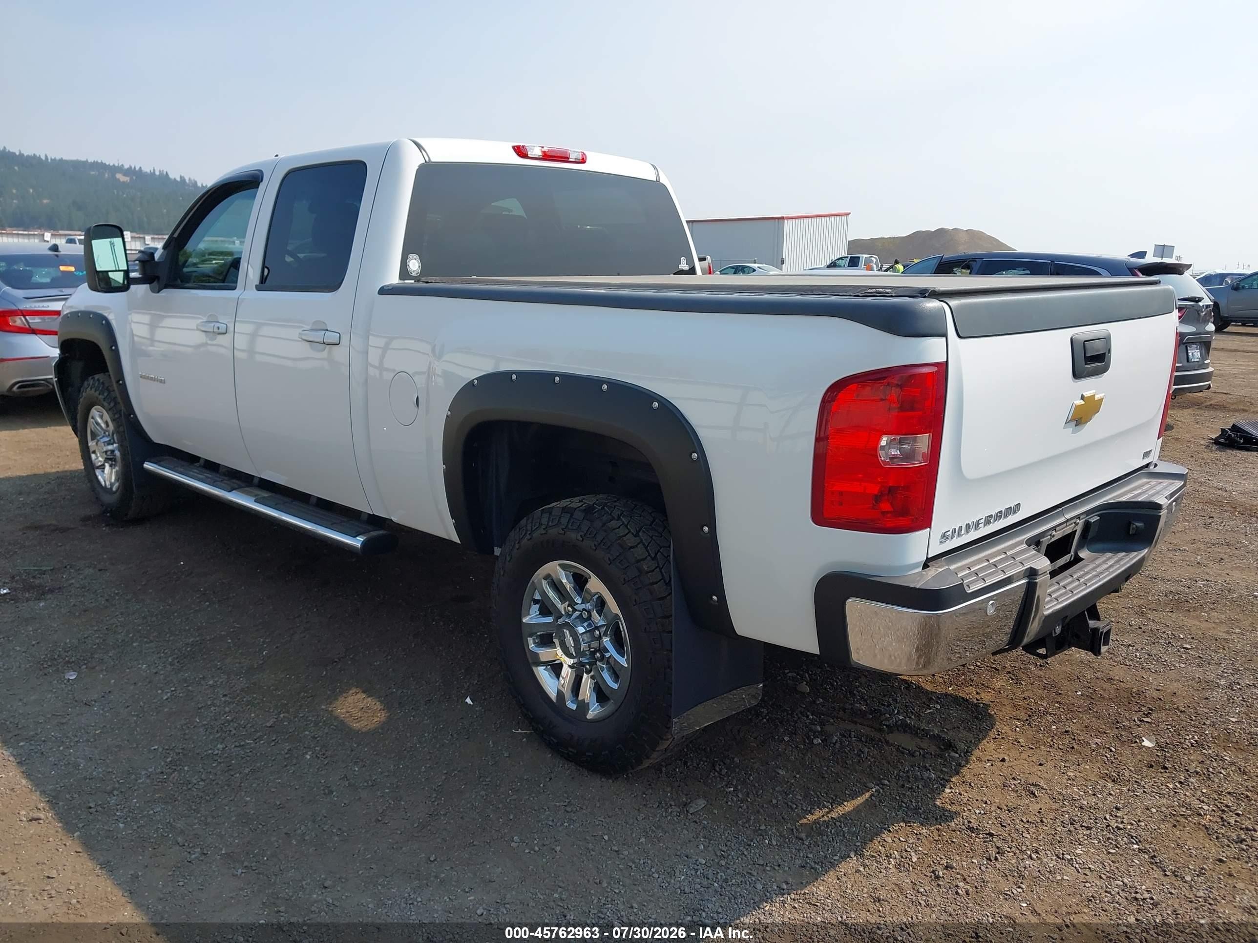 2013 Chevrolet Silverado 2500hd Ltz White vin: 1GC1KYCG6DF165415