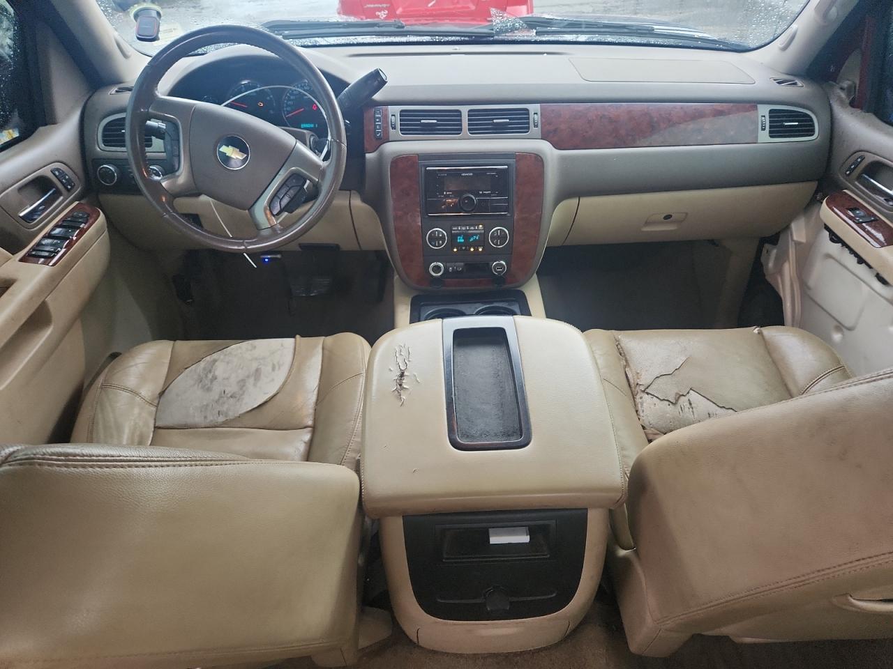 2013 Chevrolet Silverado K2500 Heavy Duty Ltz Maroon vin: 1GC1KYE80DF187092 Damage: Right Front Seat, Torn, > 12 Inches