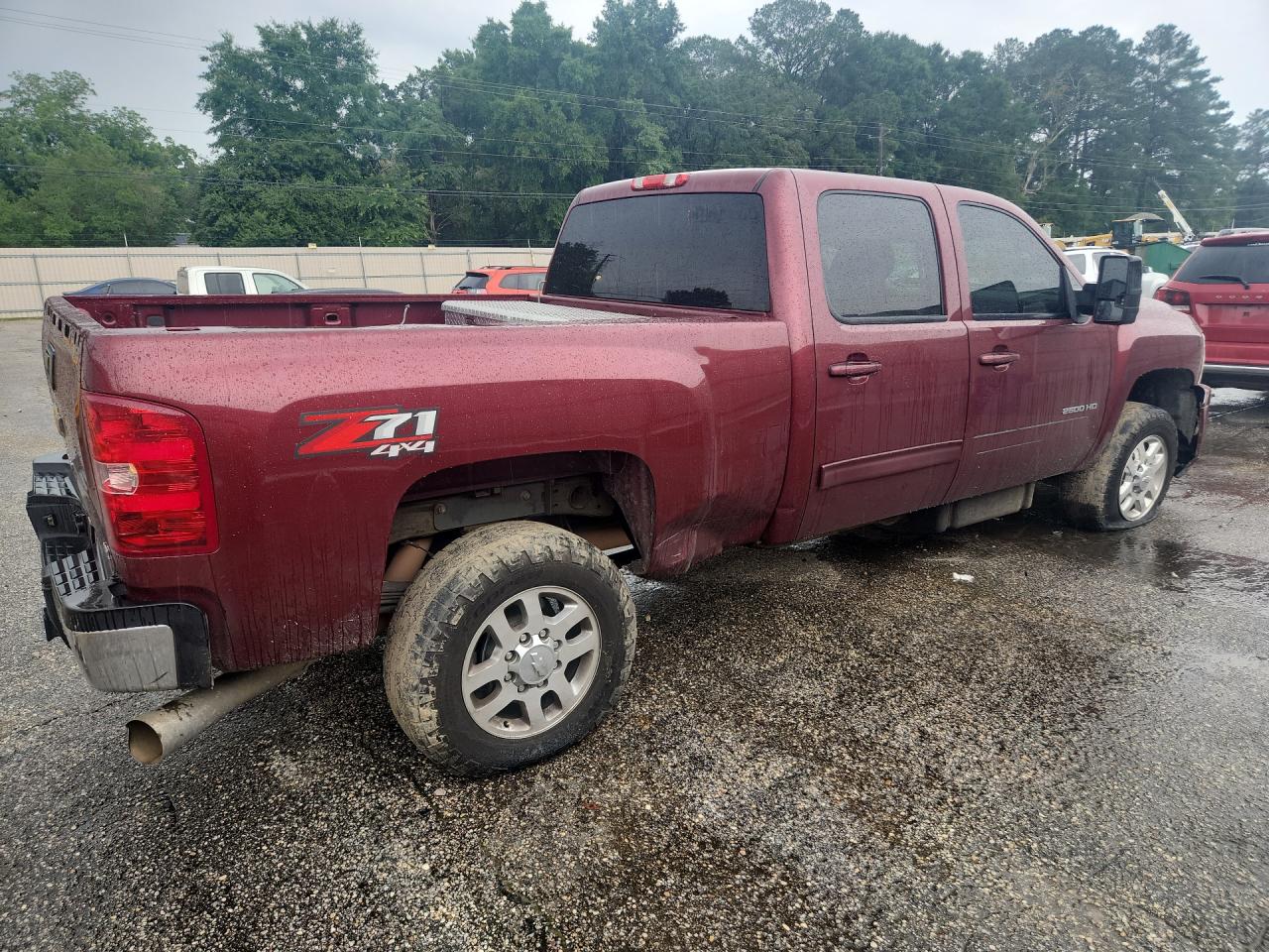 2013 Chevrolet Silverado K2500 Heavy Duty Ltz Maroon vin: 1GC1KYE80DF187092 Damage: Right Bed Side, Dent(S) W/ Paint Dmg, > 12 Inches