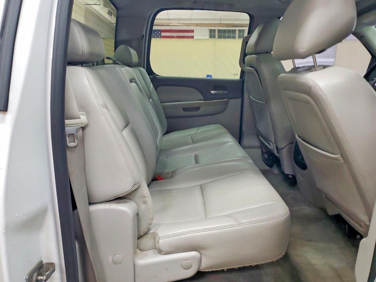 2012 Chevrolet Silverado K2500 Heavy Duty Ltz White vin: 1GC1KYE81CF145500