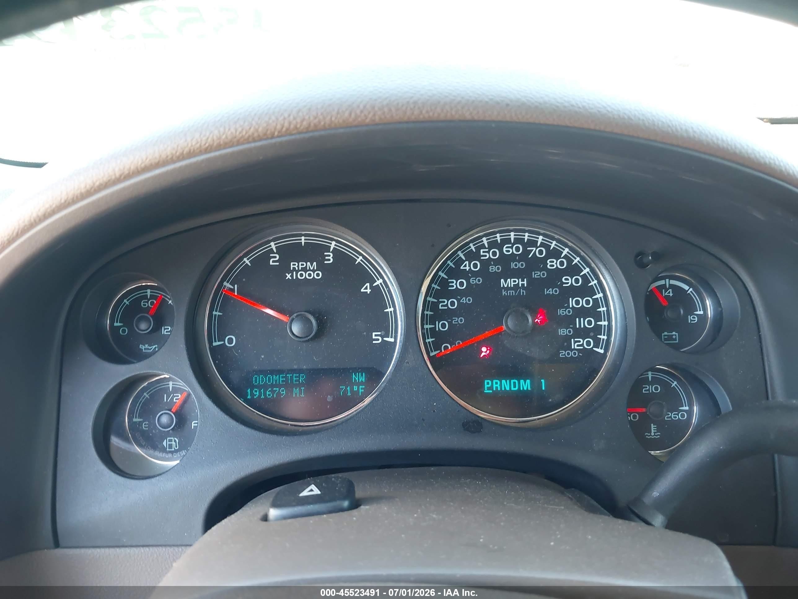 2014 Chevrolet Silverado 2500hd Ltz Серебряный vin: 1GC1KYE84EF138429