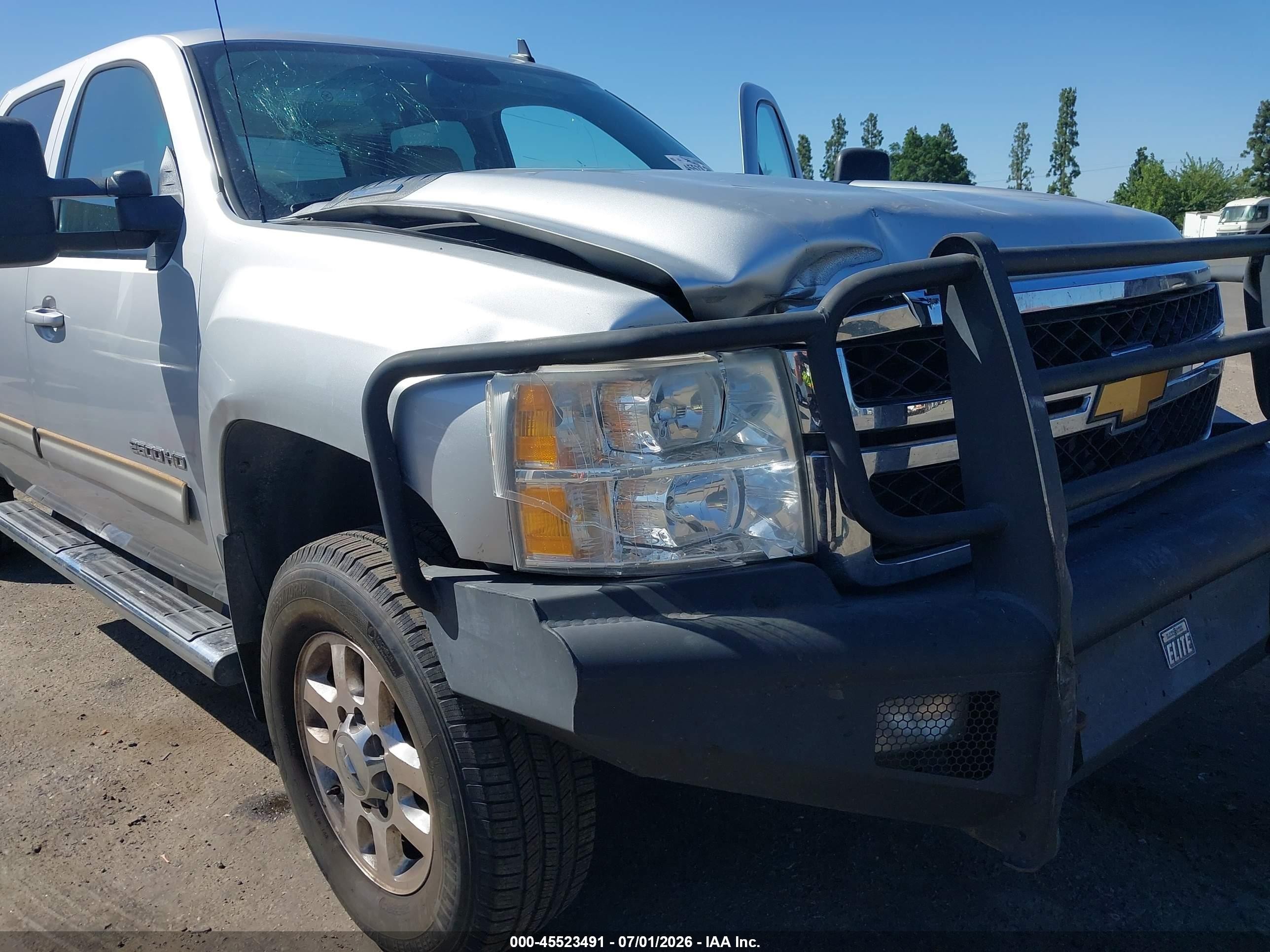 2014 Chevrolet Silverado 2500hd Ltz Серебряный vin: 1GC1KYE84EF138429