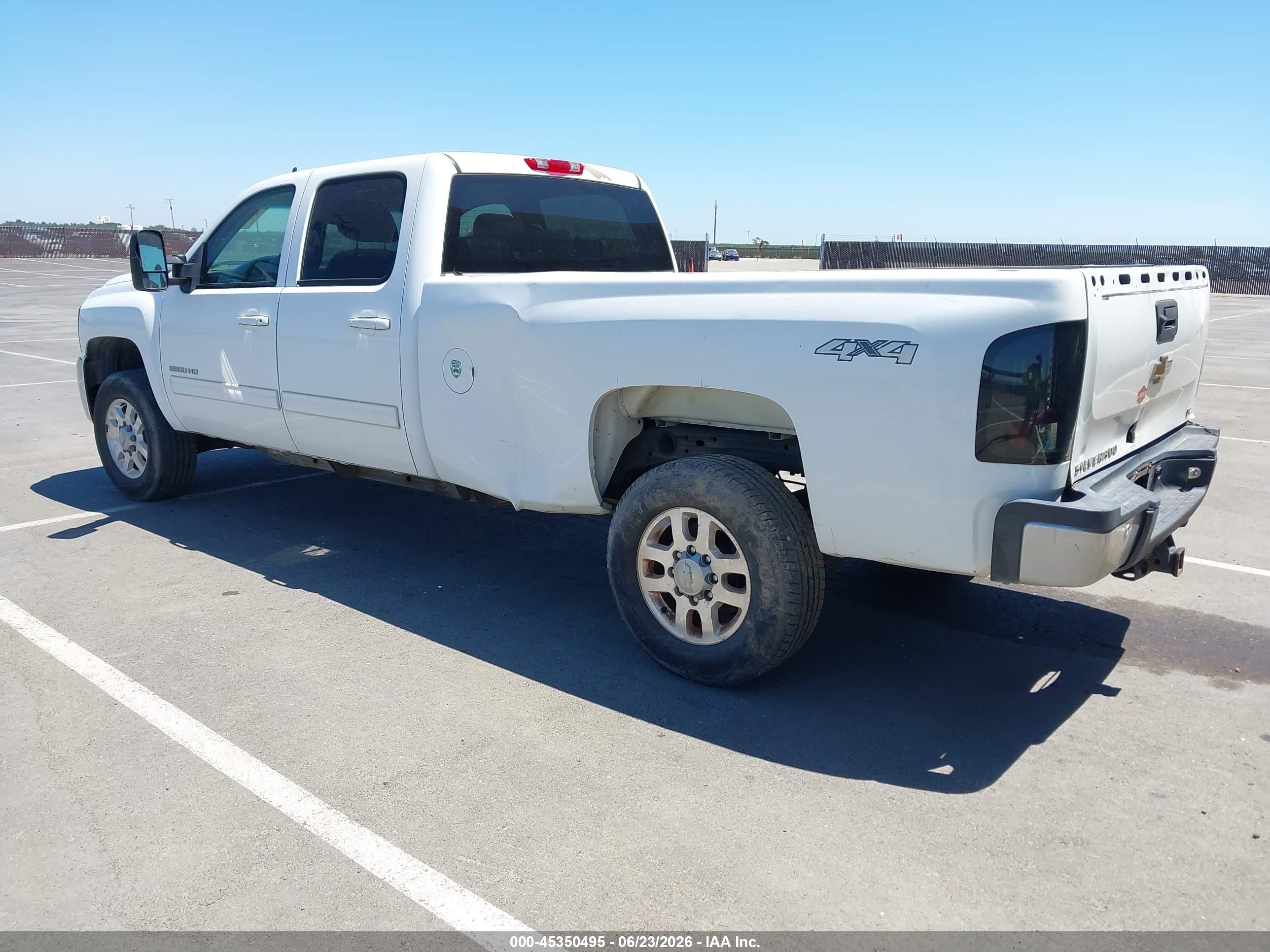 2011 Chevrolet Silverado 2500hd Ltz White vin: 1GC1KYE85BF249115