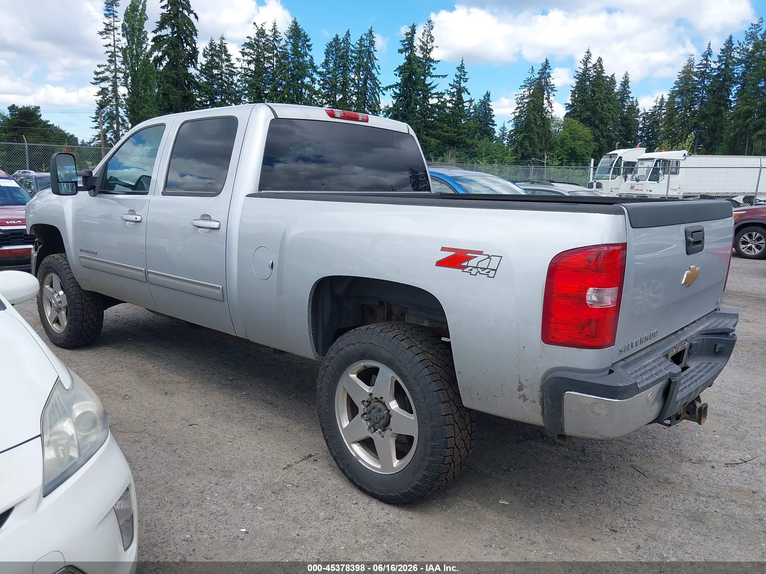 2013 Chevrolet Silverado 2500hd Ltz Silver vin: 1GC1KYE85DF208342