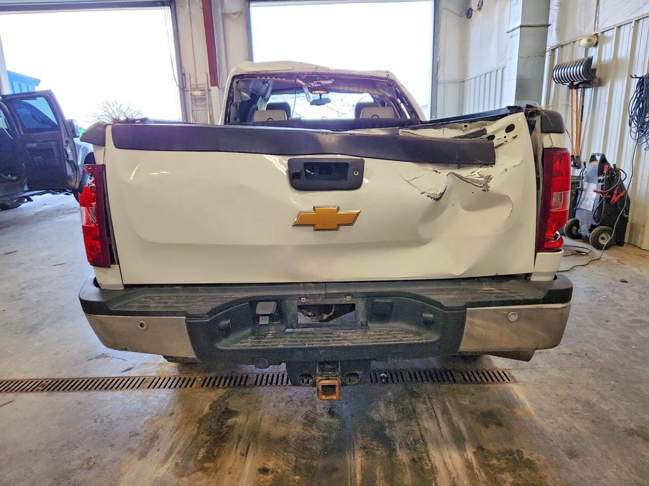 2014 Chevrolet Silverado K2500 Heavy Duty Ltz White vin: 1GC1KYE87EF145682