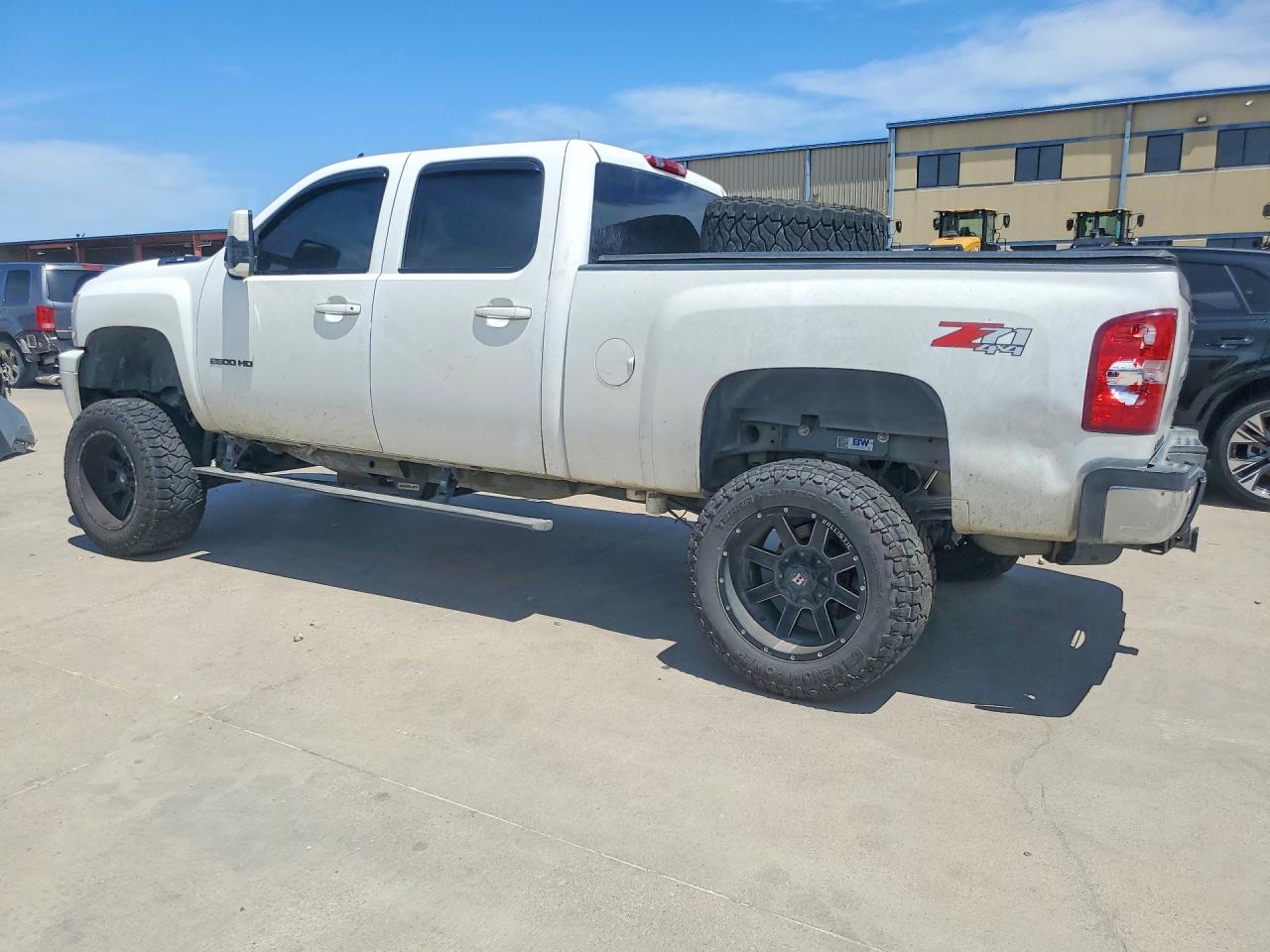 2012 Chevrolet Silverado K2500 Heavy Duty Ltz White vin: 1GC1KYE88CF209404
