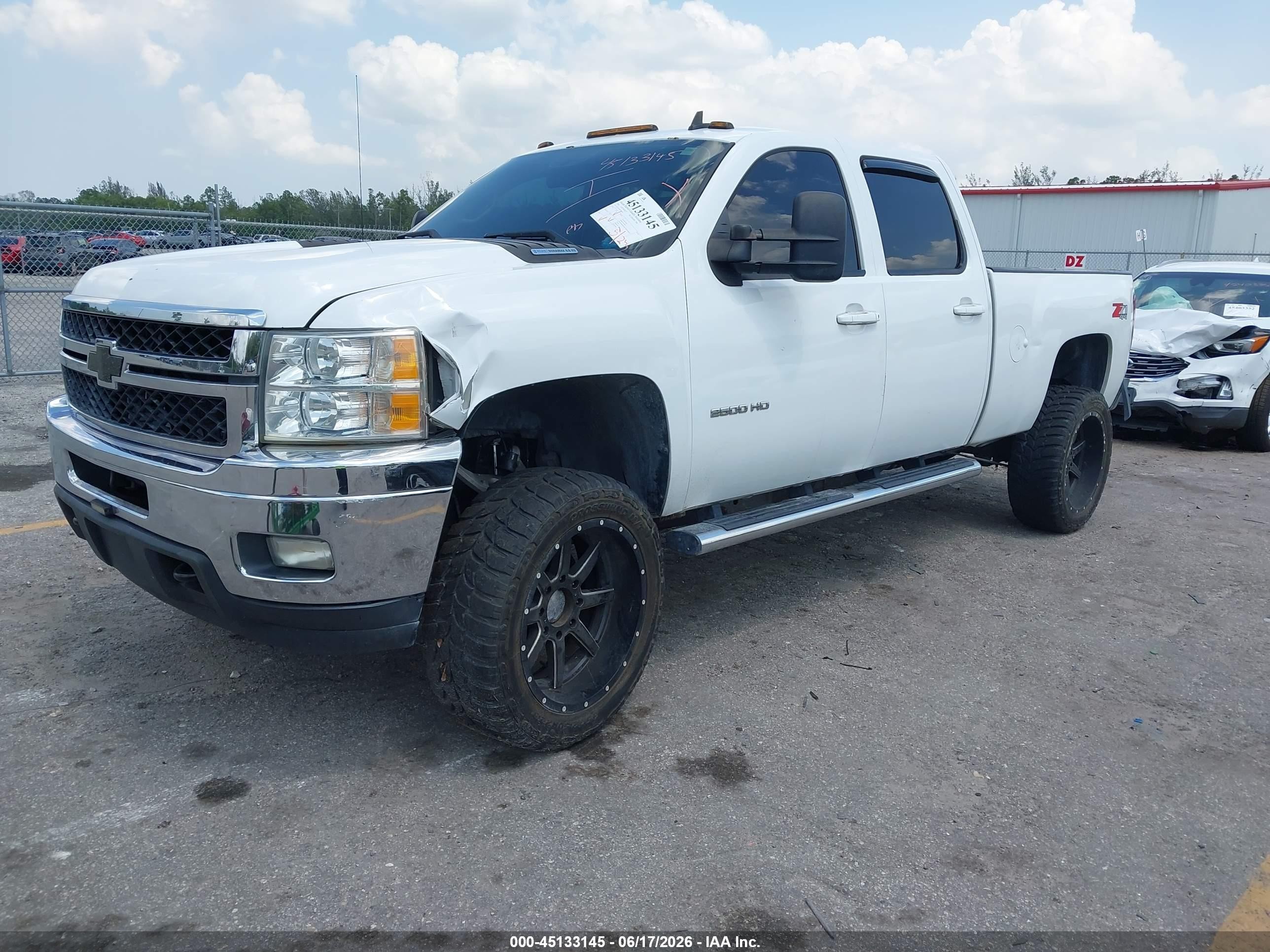 2014 Chevrolet Silverado 2500hd Ltz White vin: 1GC1KYE88EF169618