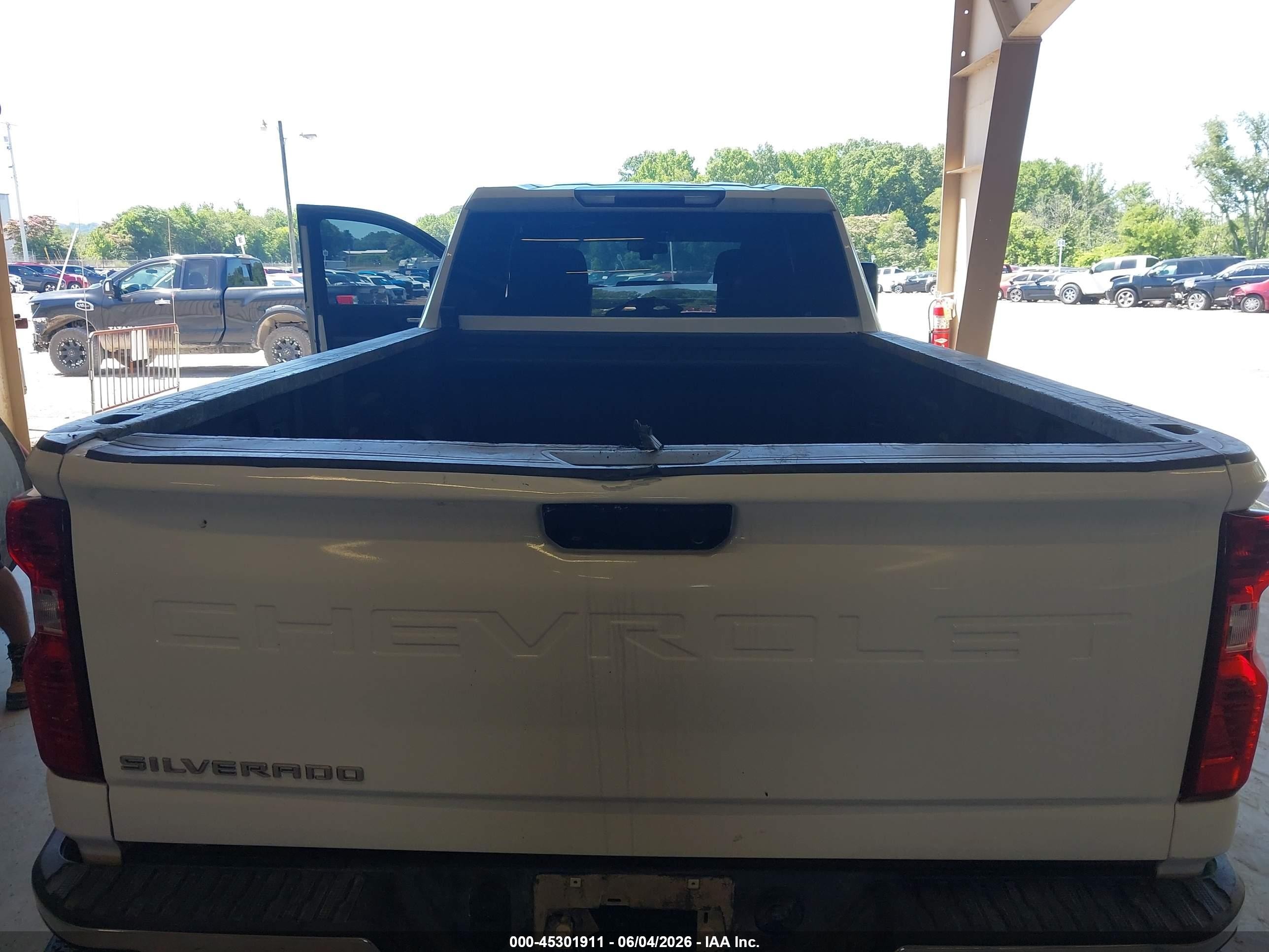 2022 Chevrolet Silverado 2500hd 4wd  Long Bed Wt White vin: 1GC1YLE79NF184251