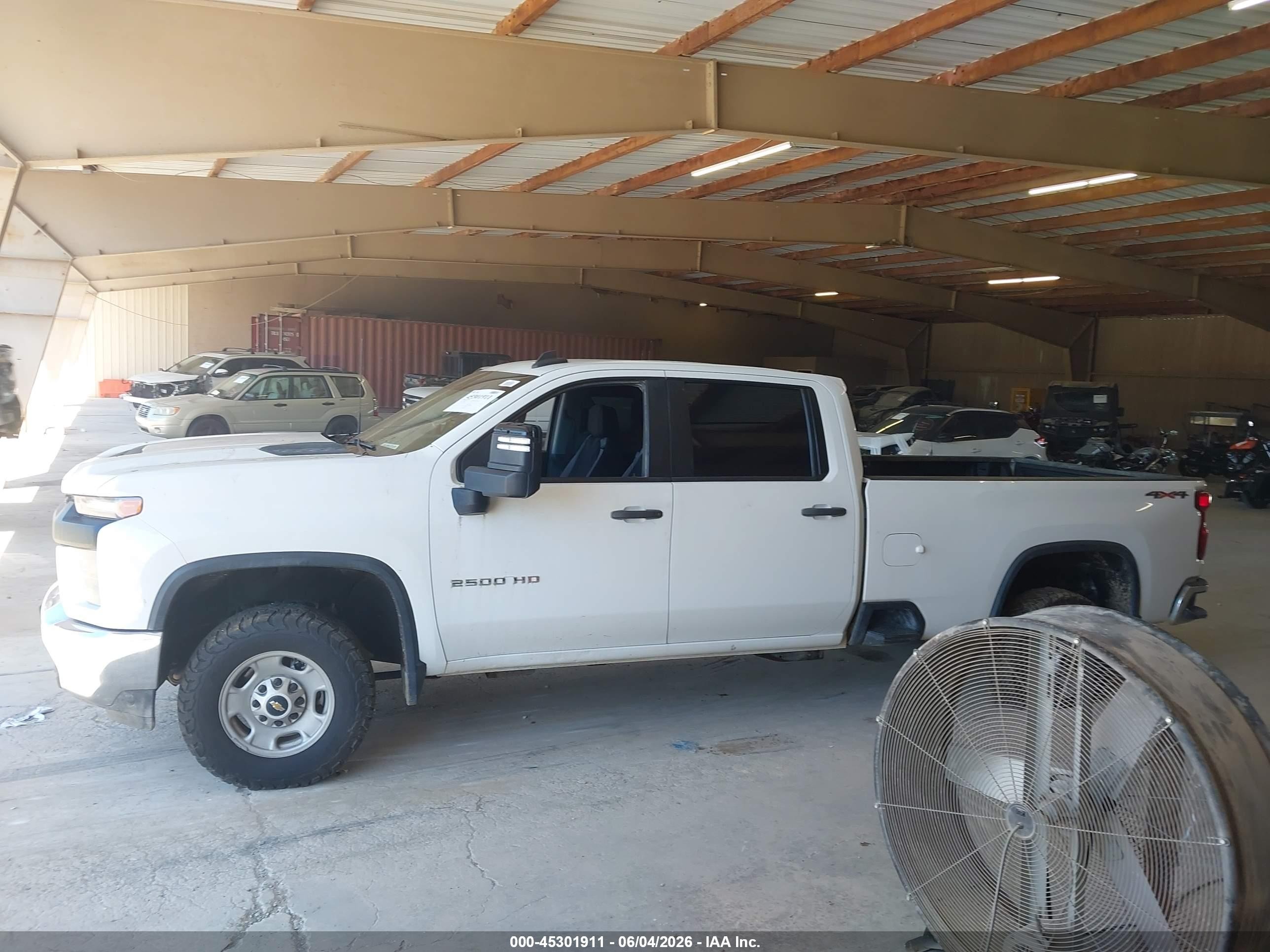 2022 Chevrolet Silverado 2500hd 4wd  Long Bed Wt White vin: 1GC1YLE79NF184251