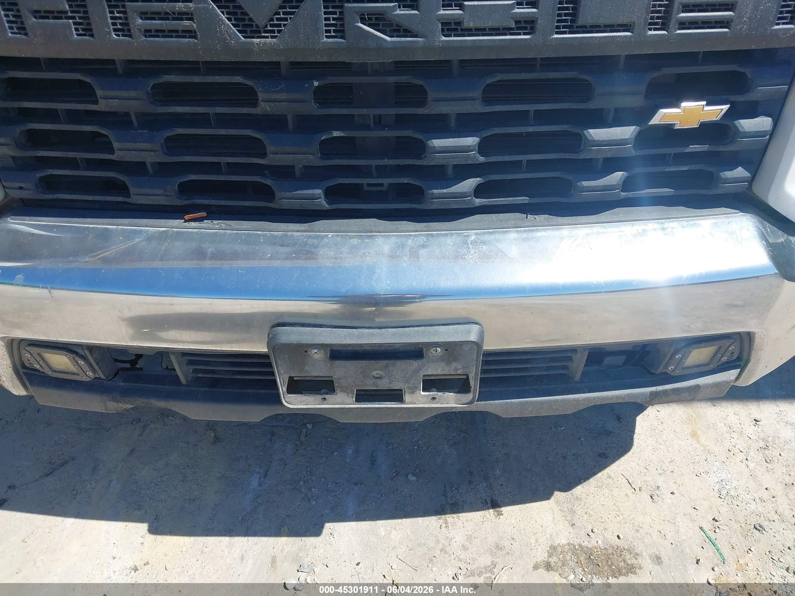 2022 Chevrolet Silverado 2500hd 4wd  Long Bed Wt White vin: 1GC1YLE79NF184251