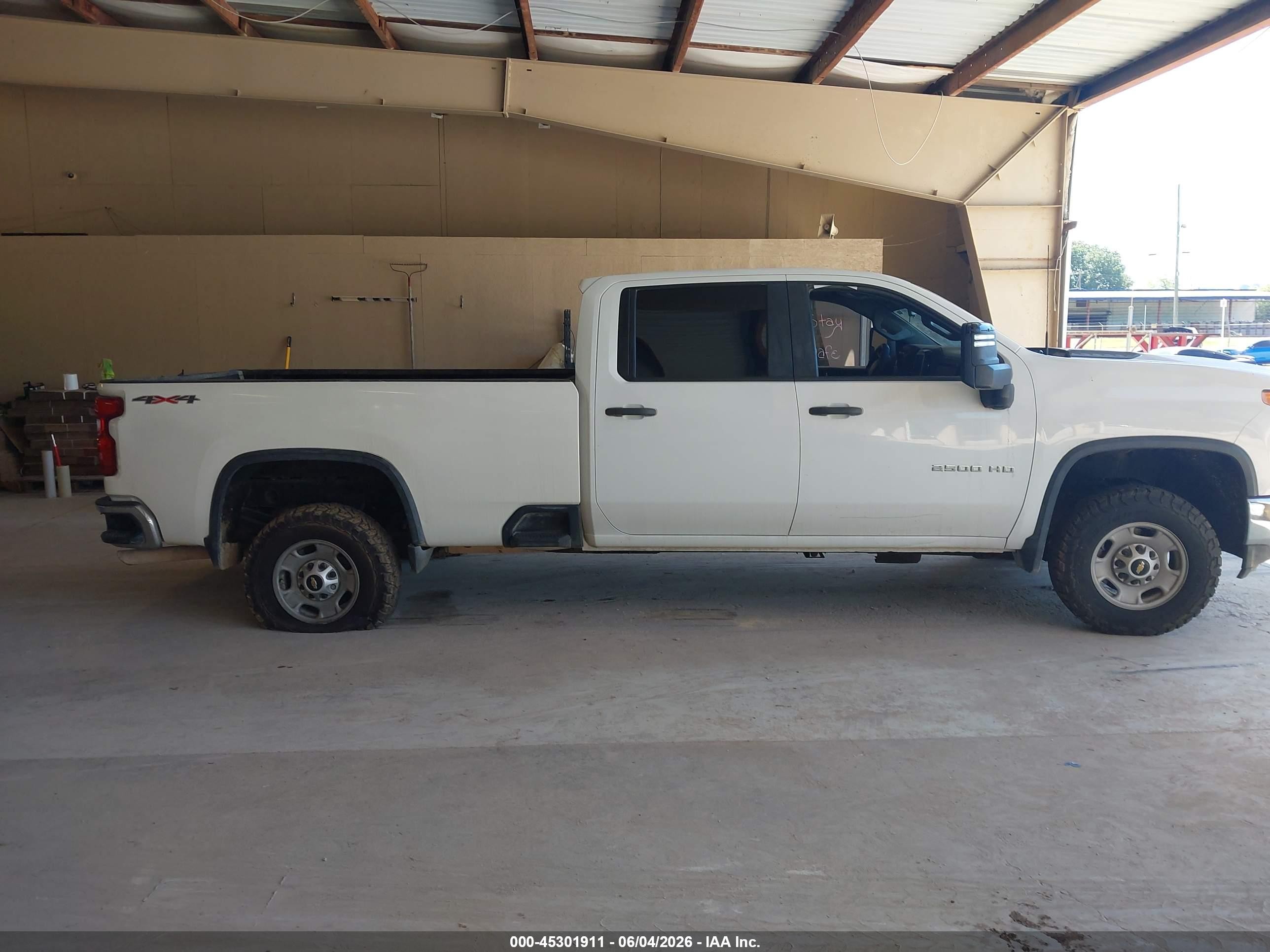 2022 Chevrolet Silverado 2500hd 4wd  Long Bed Wt White vin: 1GC1YLE79NF184251