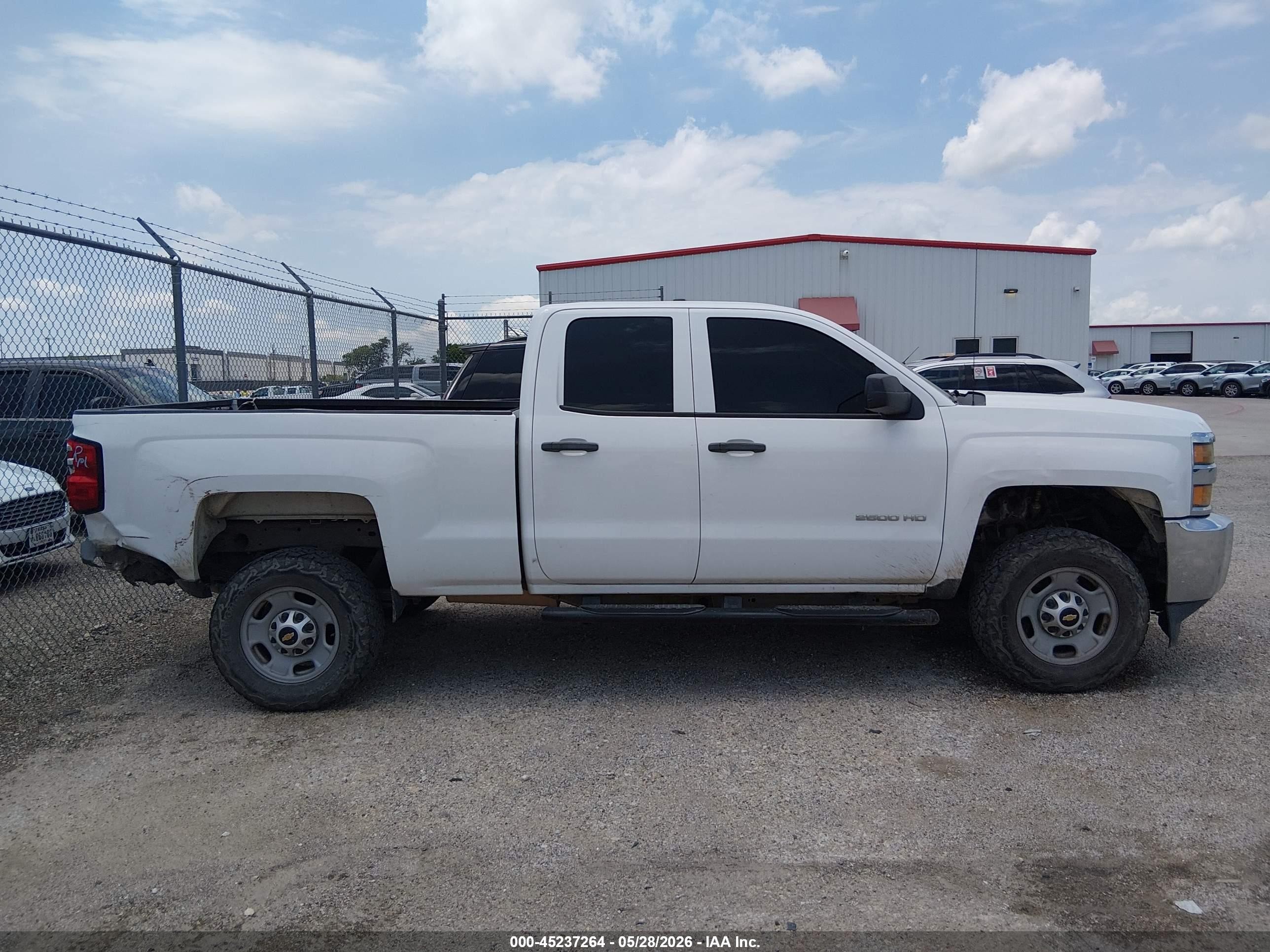 2015 Chevrolet Silverado 2500hd Wt White vin: 1GC2CUEG6FZ546710