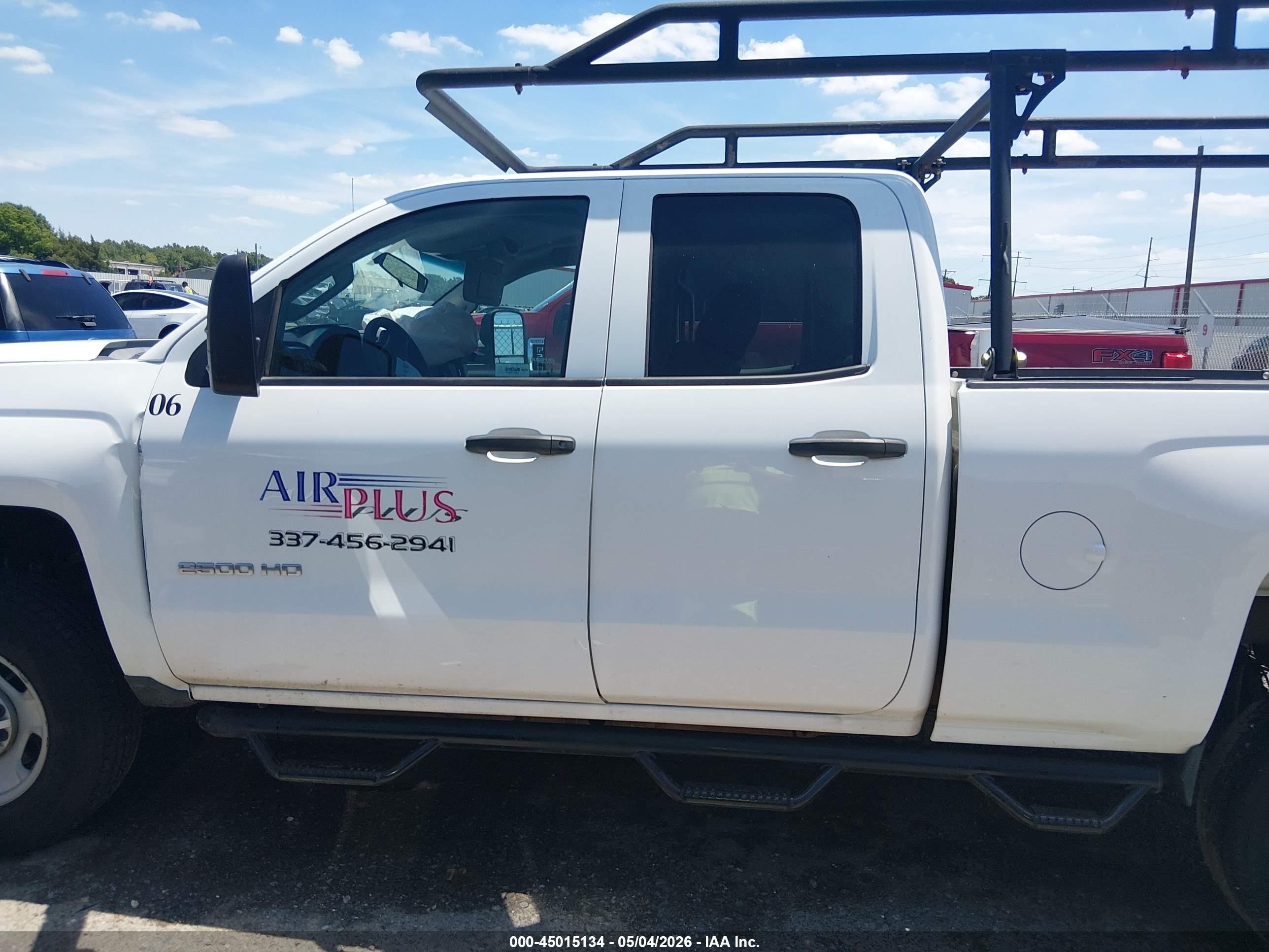 2015 Chevrolet Silverado 2500hd Wt Белый vin: 1GC2CUEGXFZ113763