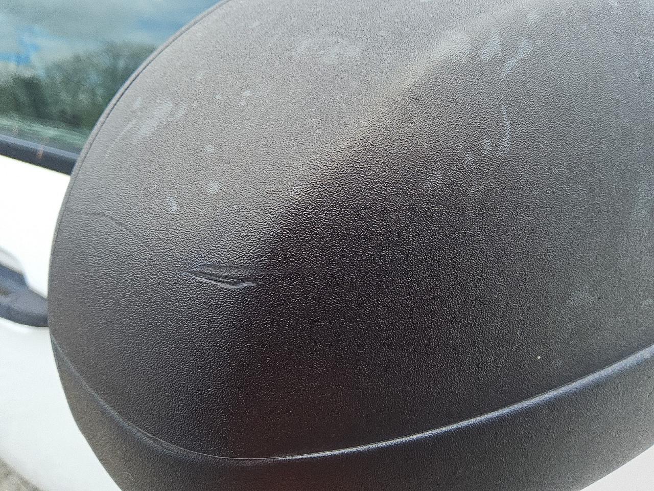 2011 Chevrolet Silverado C2500 Heavy Duty White vin: 1GC2CVC88BZ150273 Damage: Rf Mirror Cover, Heavy Scratch, 1 To 2 Inches