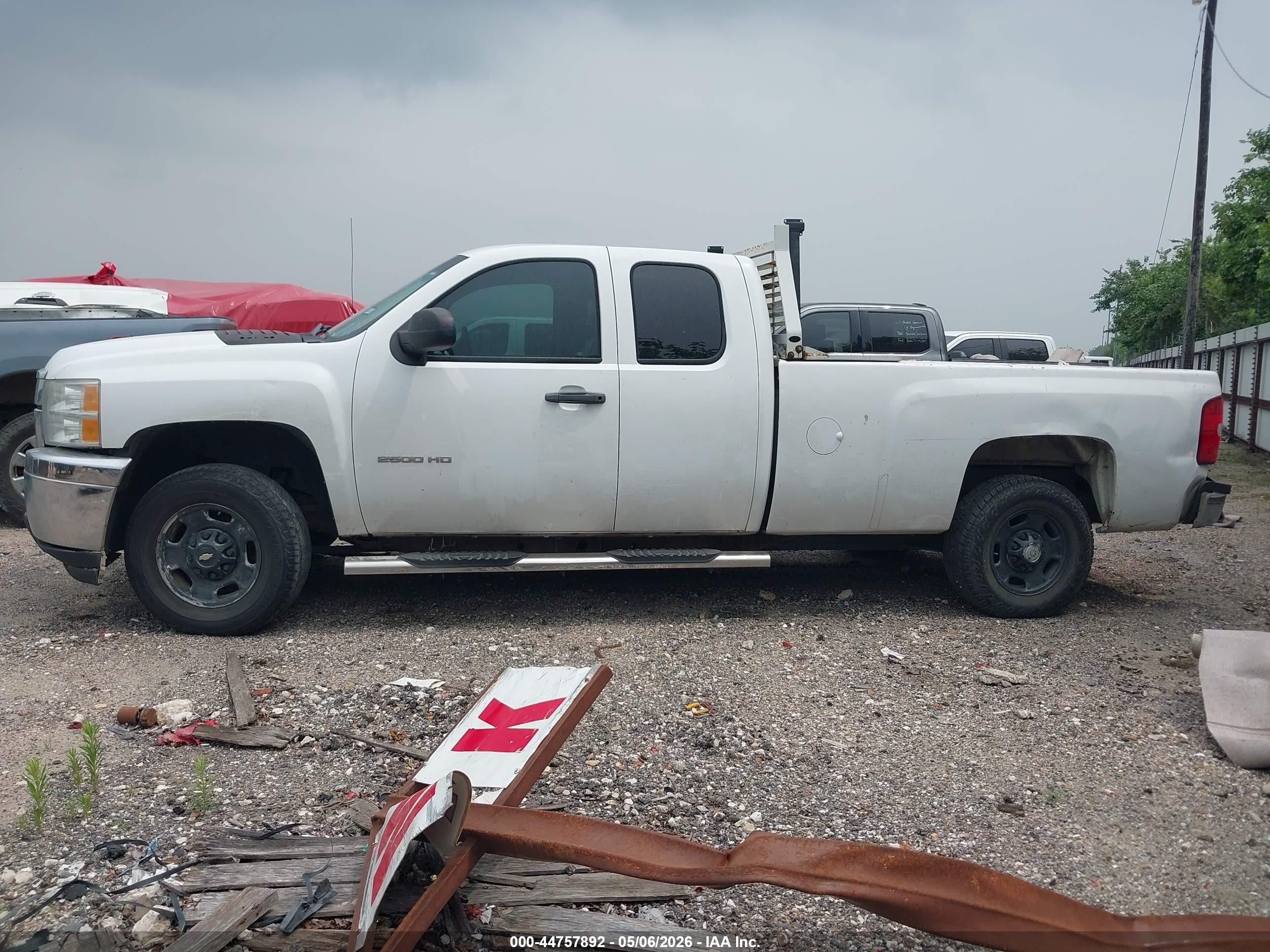2012 Chevrolet Silverado 2500hd Work Truck White vin: 1GC2CVCG2CZ267596
