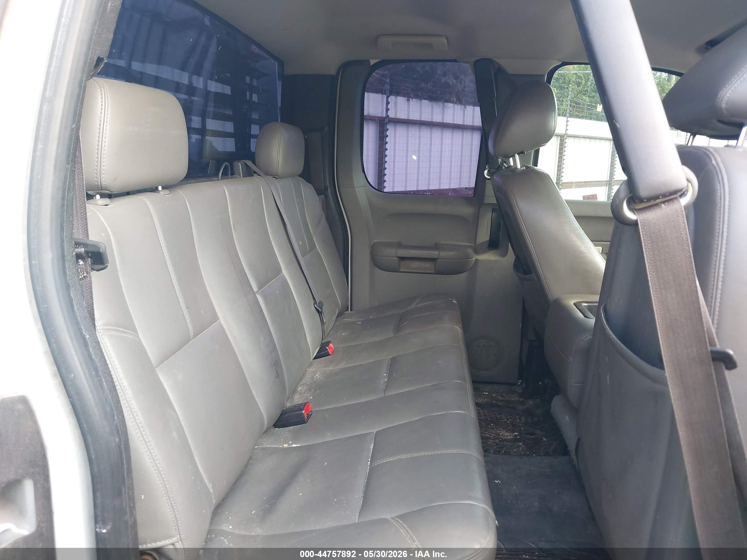 2012 Chevrolet Silverado 2500hd Work Truck White vin: 1GC2CVCG2CZ267596