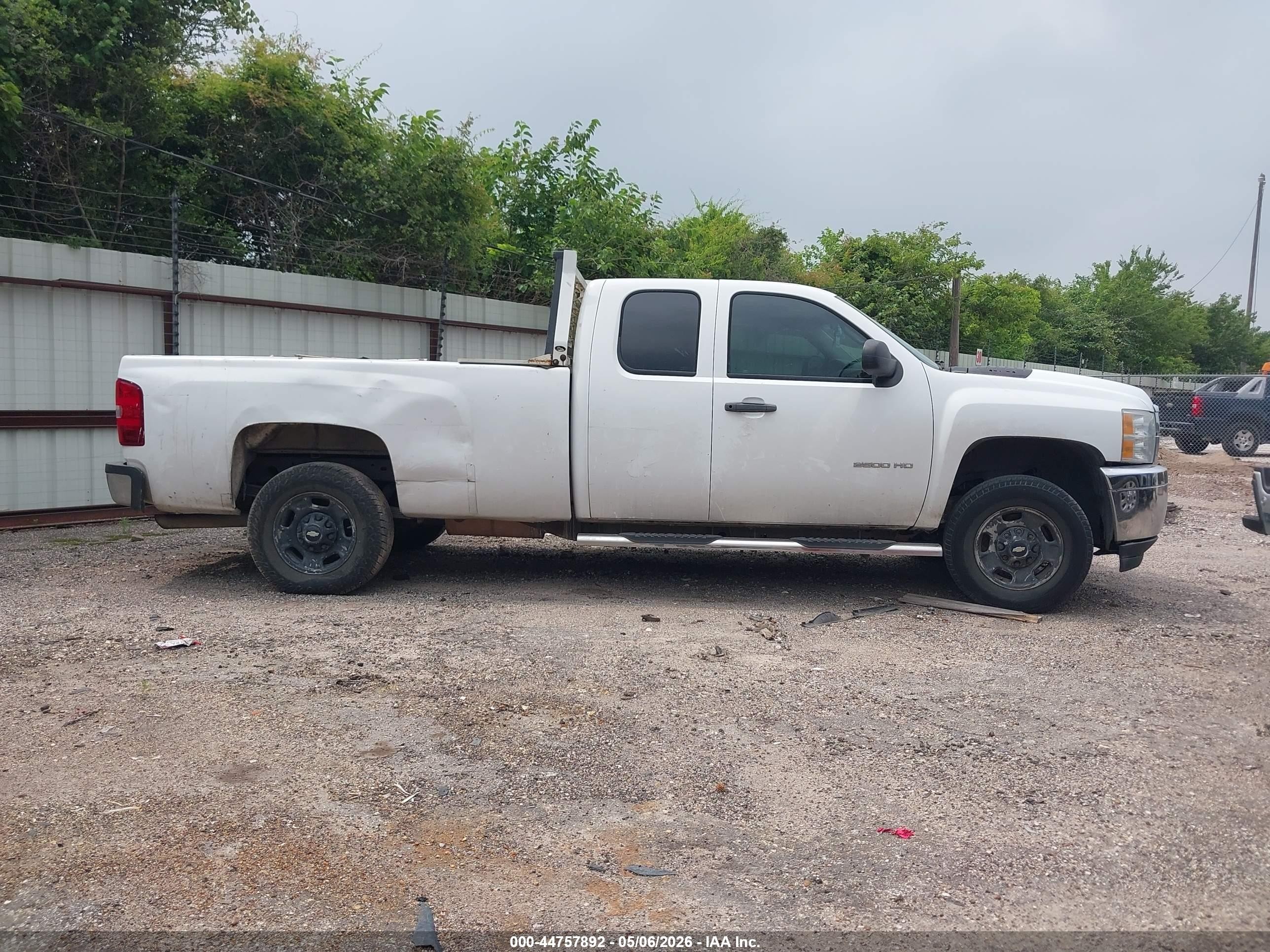 2012 Chevrolet Silverado 2500hd Work Truck White vin: 1GC2CVCG2CZ267596