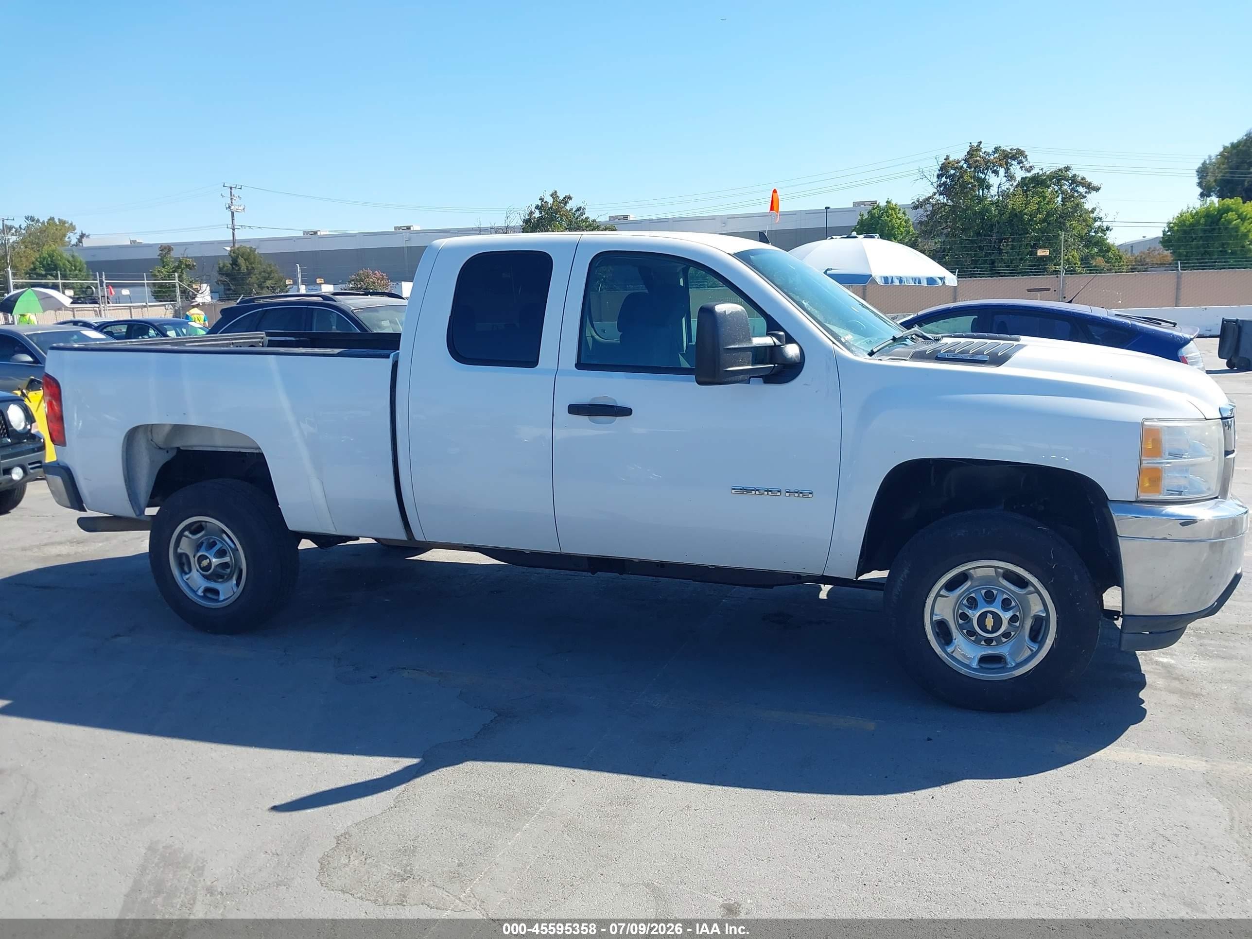 2012 Chevrolet Silverado 2500hd Work Truck White vin: 1GC2CVCG2CZ333547