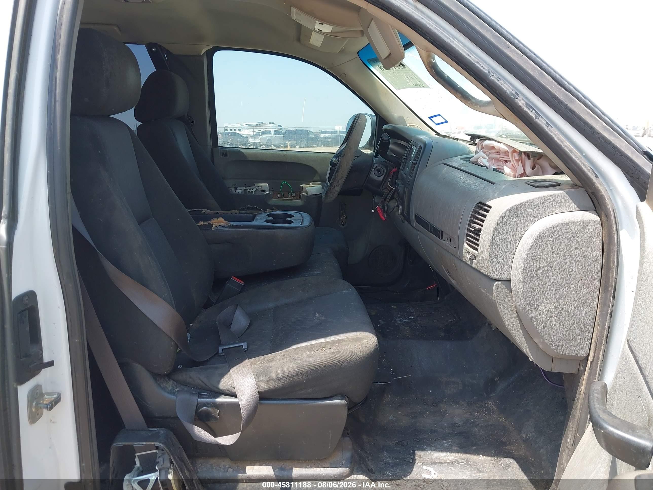 2011 Chevrolet Silverado 2500hd Work Truck White vin: 1GC2CVCG3BZ460287