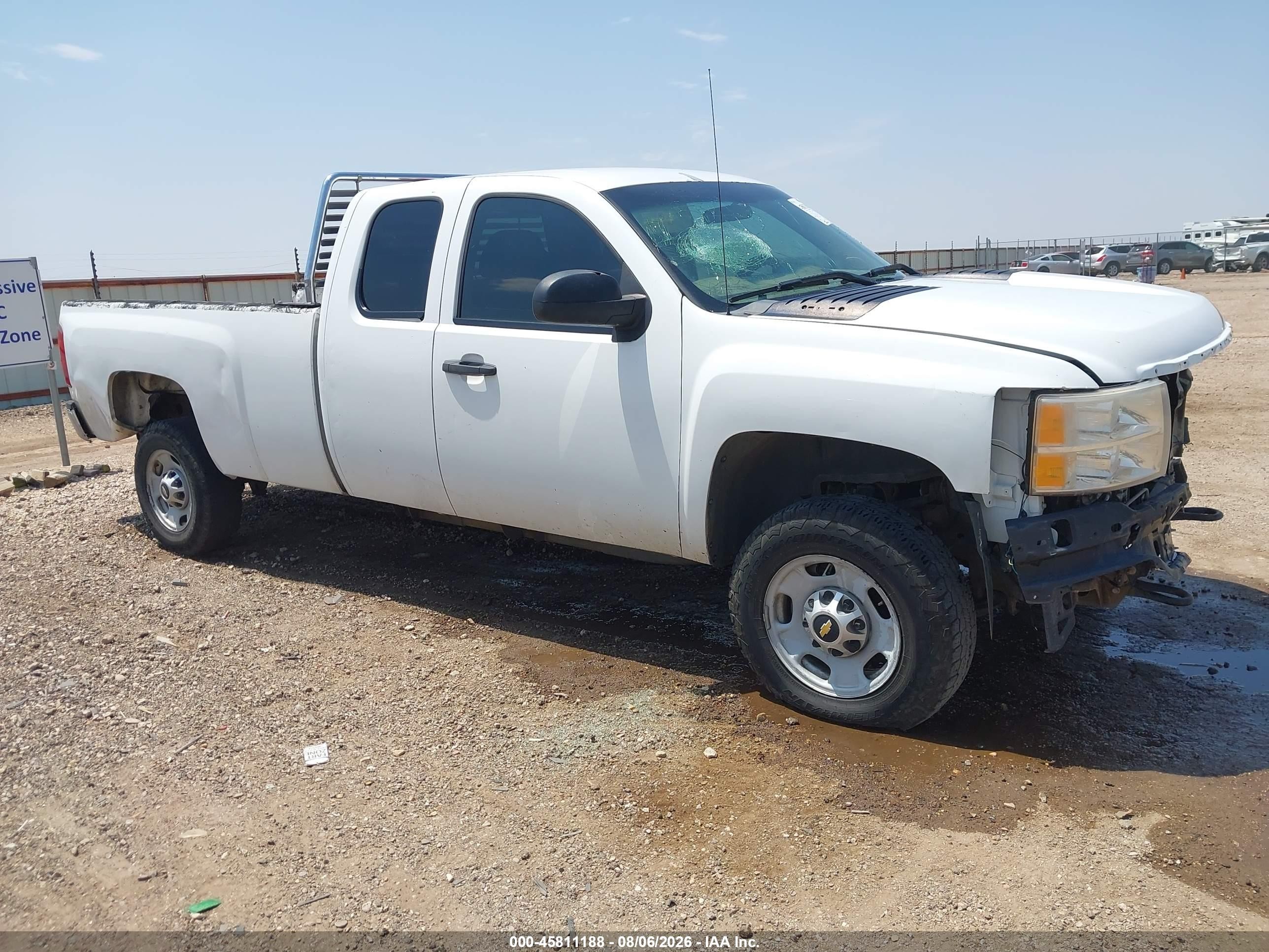 2011 Chevrolet Silverado 2500hd Work Truck White vin: 1GC2CVCG3BZ460287