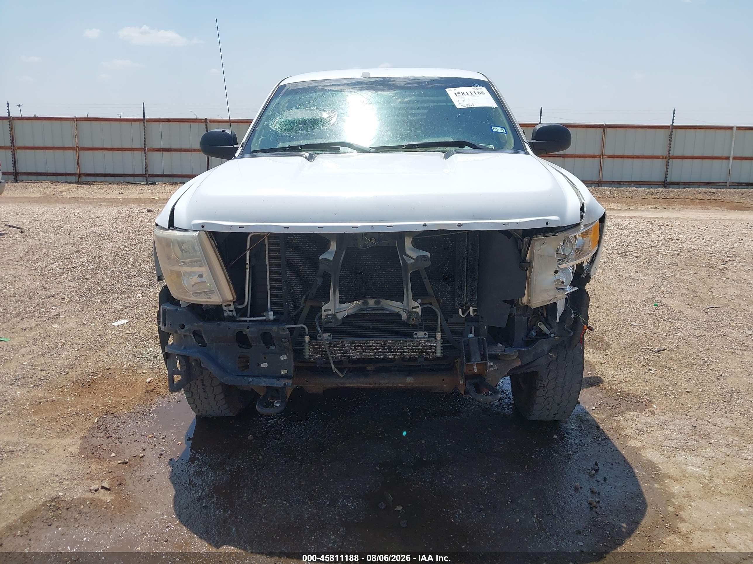 2011 Chevrolet Silverado 2500hd Work Truck White vin: 1GC2CVCG3BZ460287