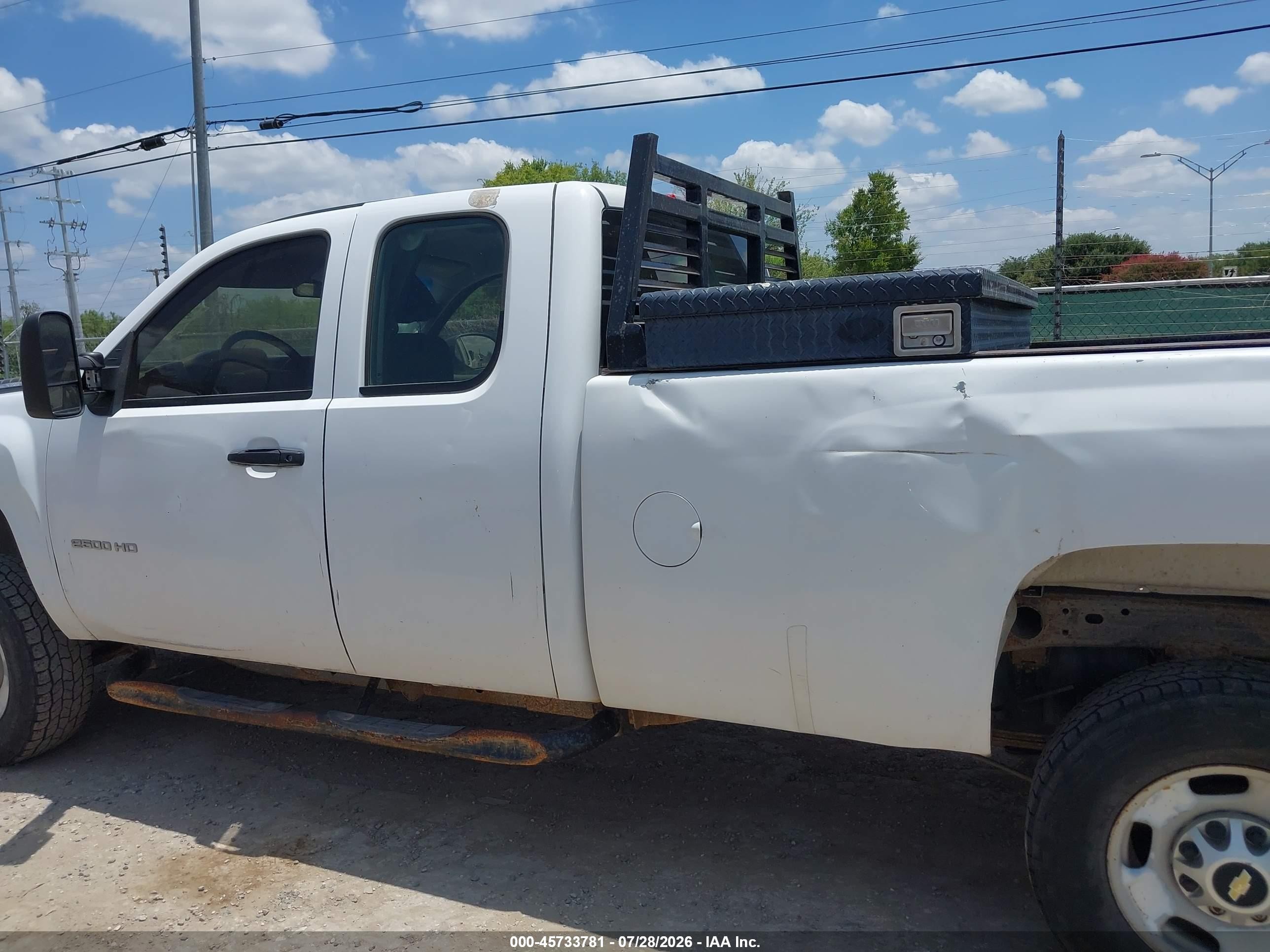 2013 Chevrolet Silverado 2500hd Work Truck White vin: 1GC2CVCG5DZ177571