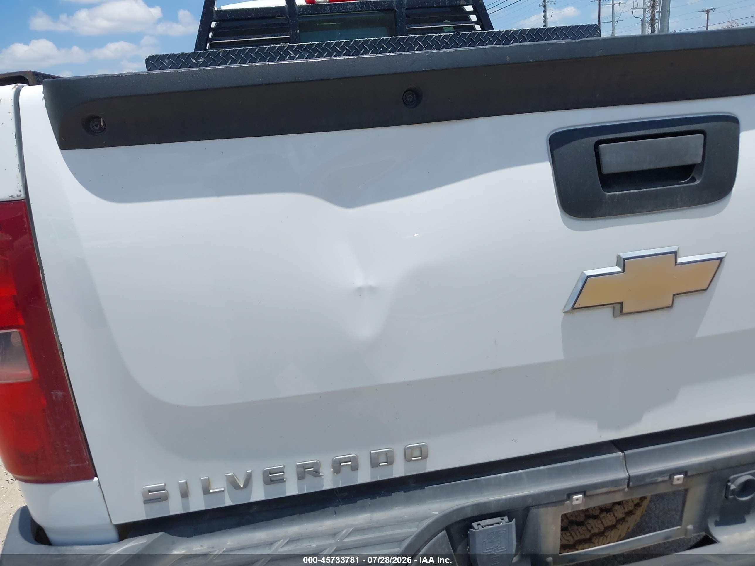 2013 Chevrolet Silverado 2500hd Work Truck White vin: 1GC2CVCG5DZ177571