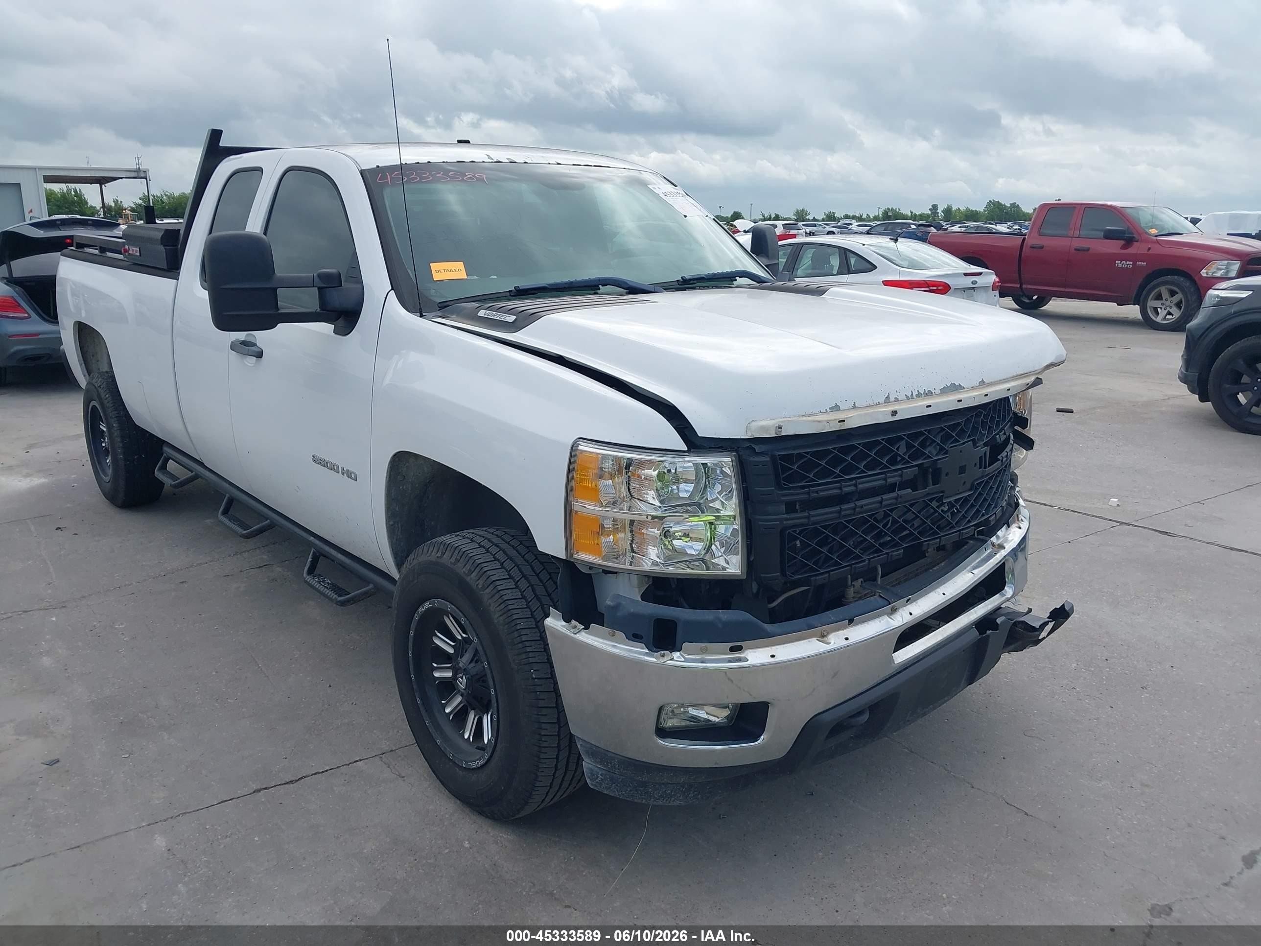 2011 Chevrolet Silverado 2500hd Work Truck Белый vin: 1GC2CVCGXBZ458326