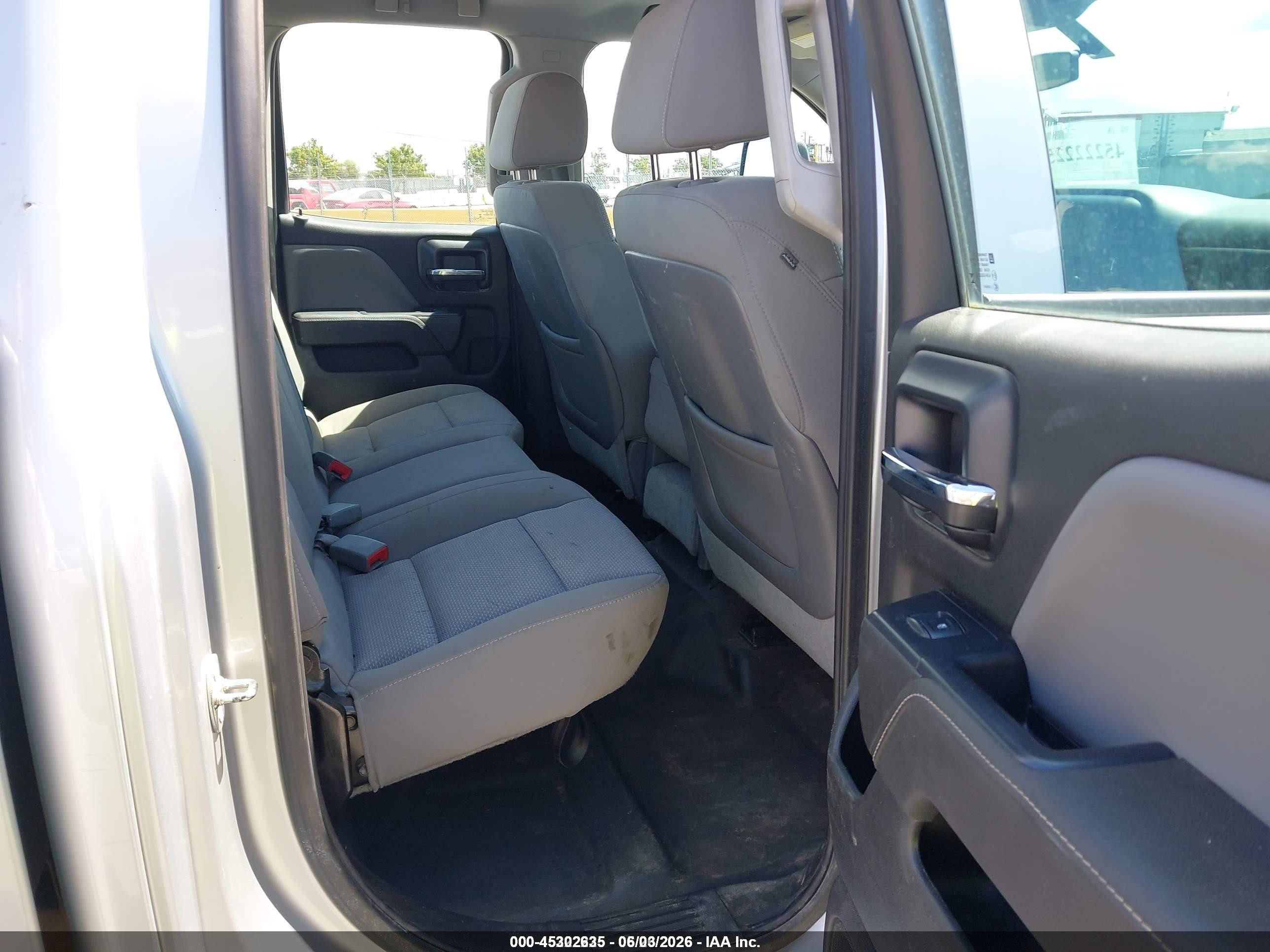2015 Chevrolet Silverado 2500hd Wt Silver vin: 1GC2KUEG0FZ540680