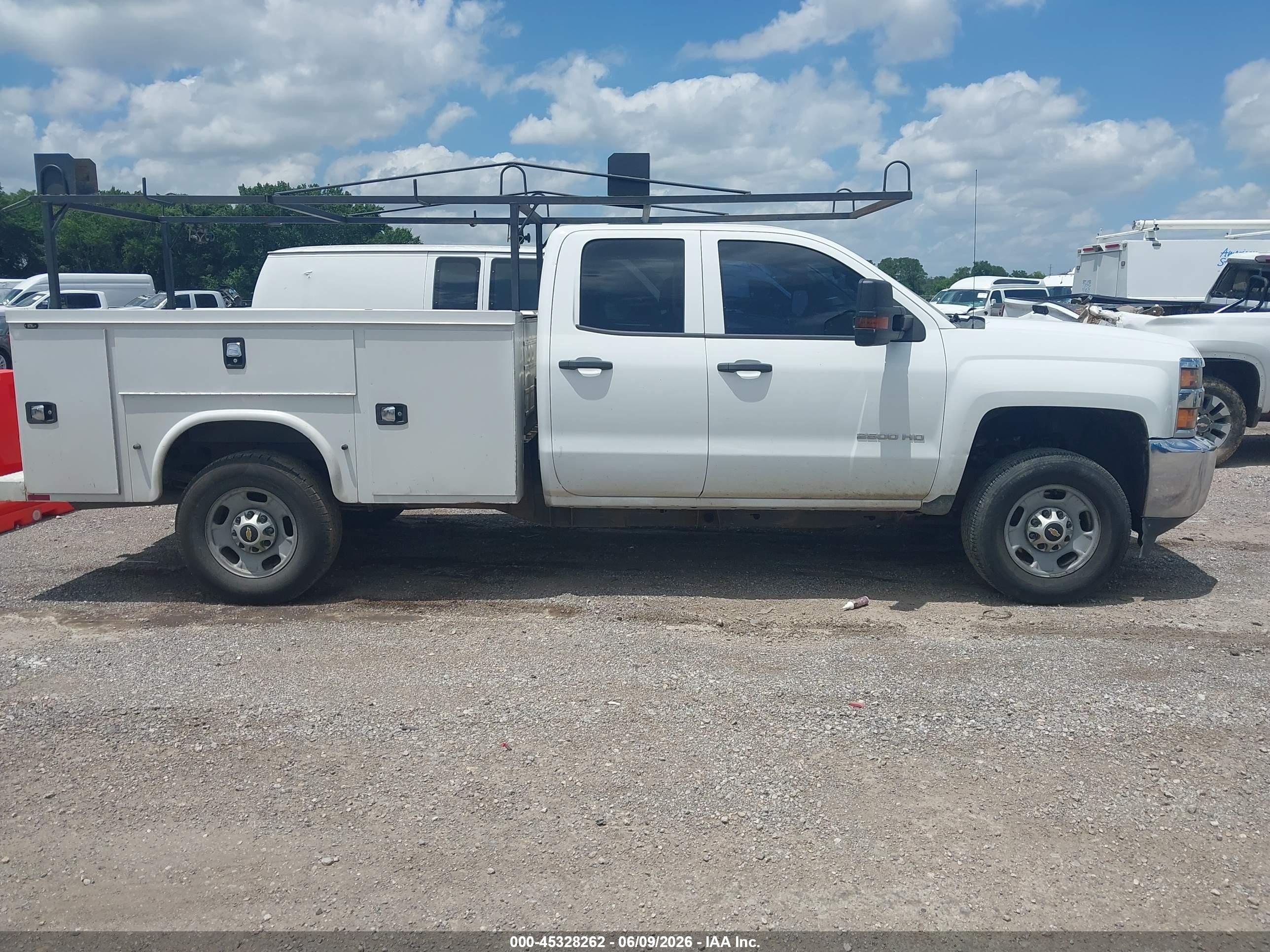 2018 Chevrolet Silverado 2500hd Work Truck Белый vin: 1GC2KUEG0JZ247502