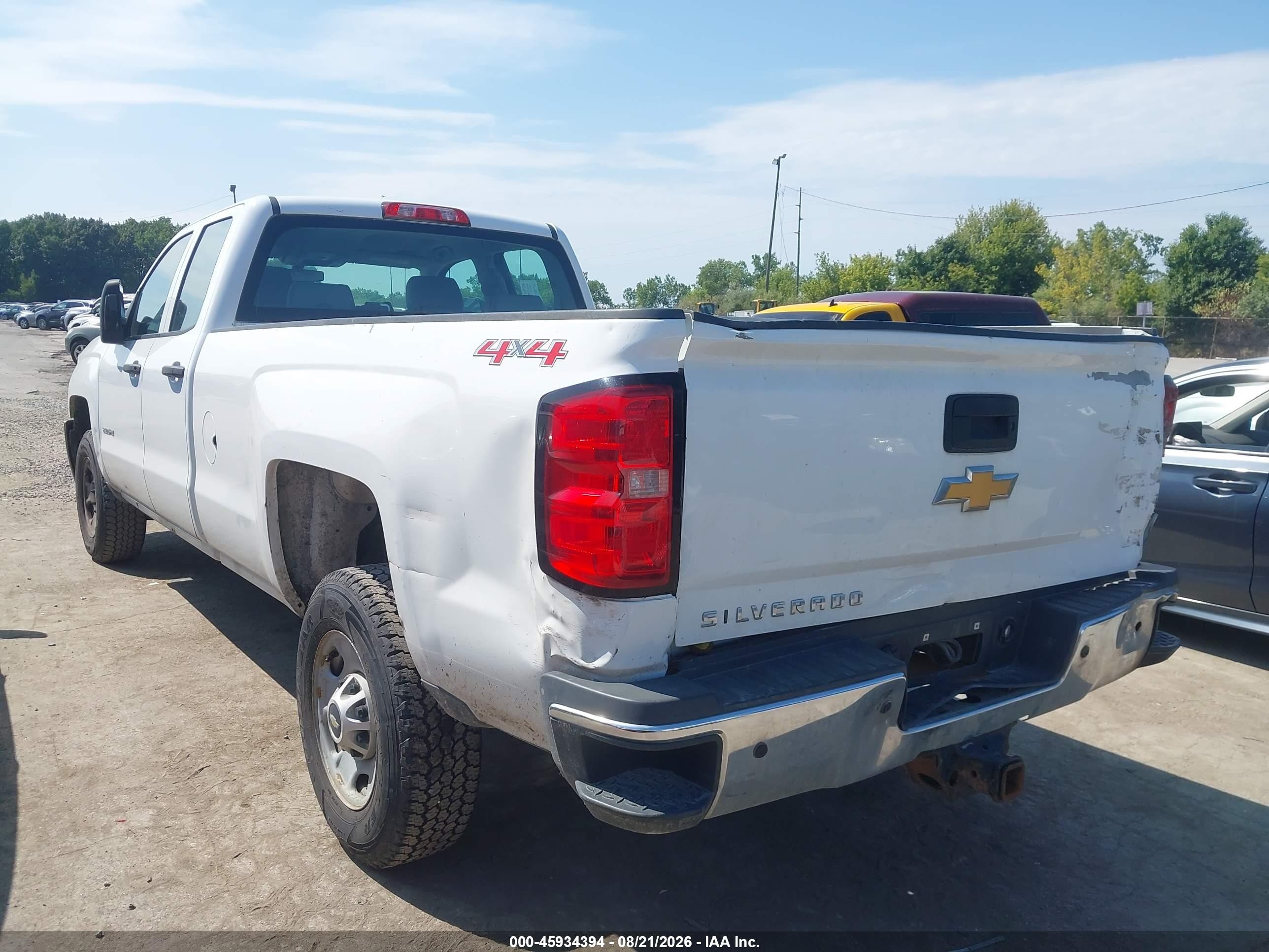 2015 Chevrolet Silverado 2500hd Work Truck White vin: 1GC2KUEG2FZ121620