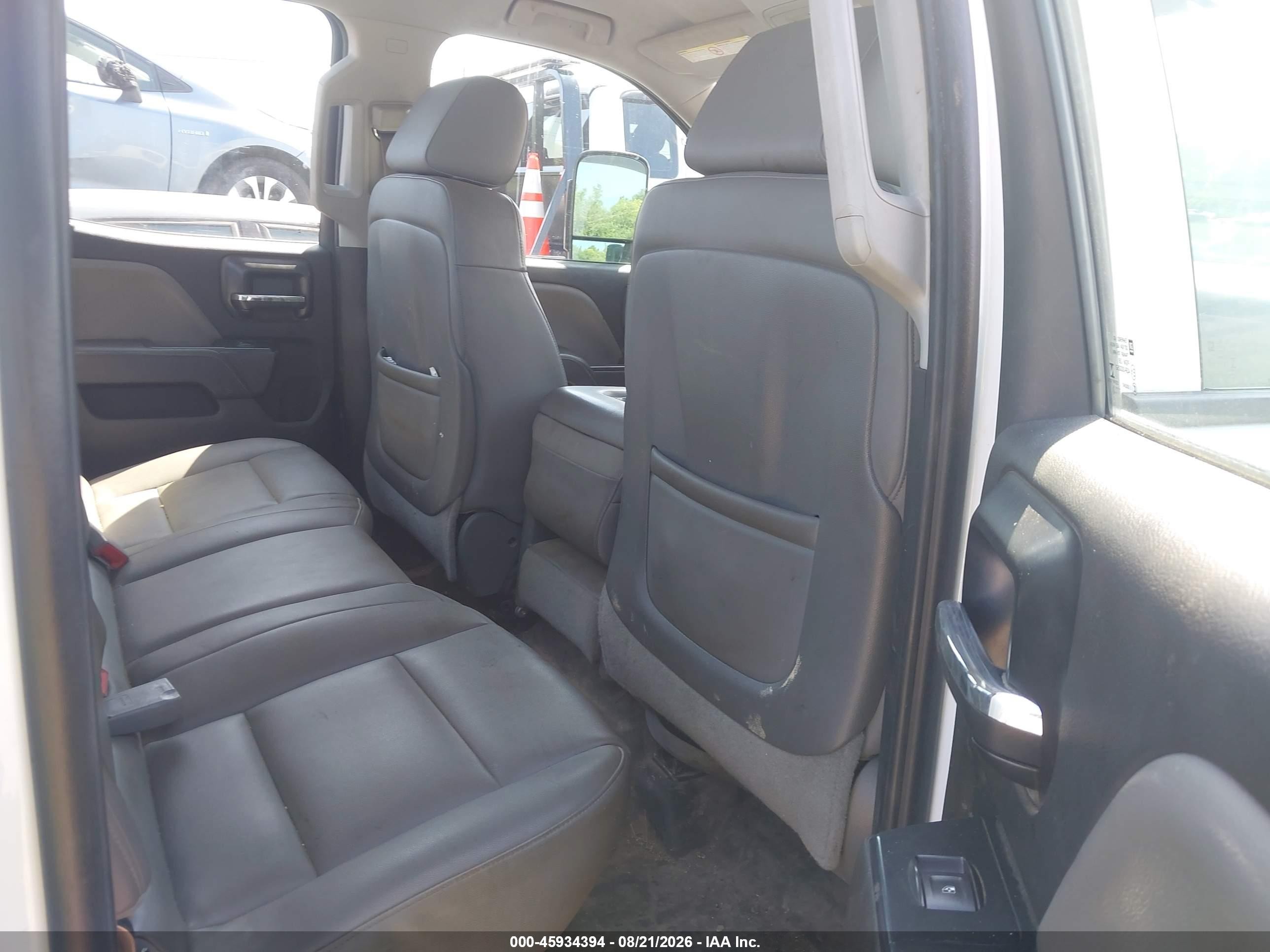 2015 Chevrolet Silverado 2500hd Work Truck White vin: 1GC2KUEG2FZ121620
