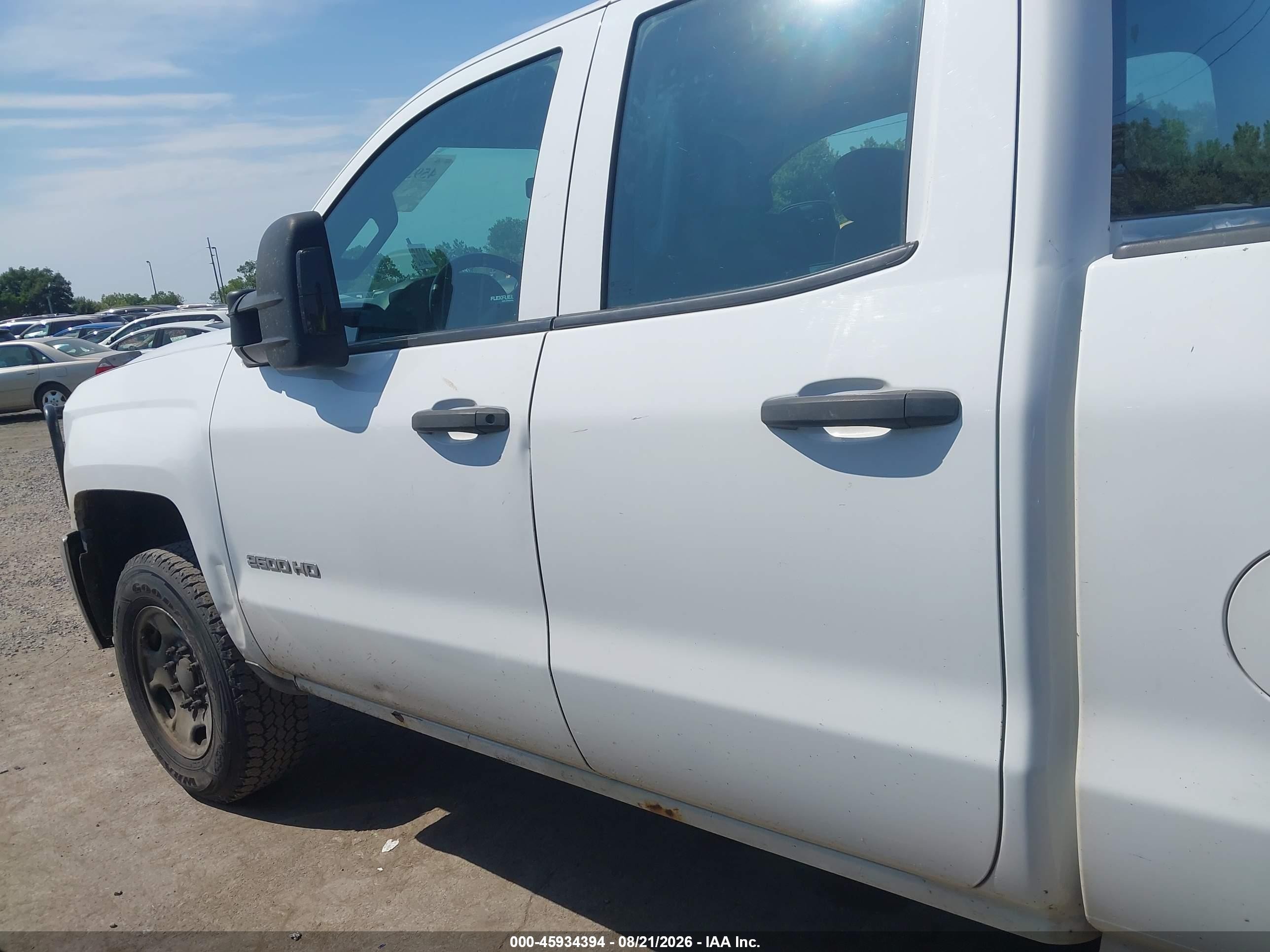 2015 Chevrolet Silverado 2500hd Work Truck White vin: 1GC2KUEG2FZ121620