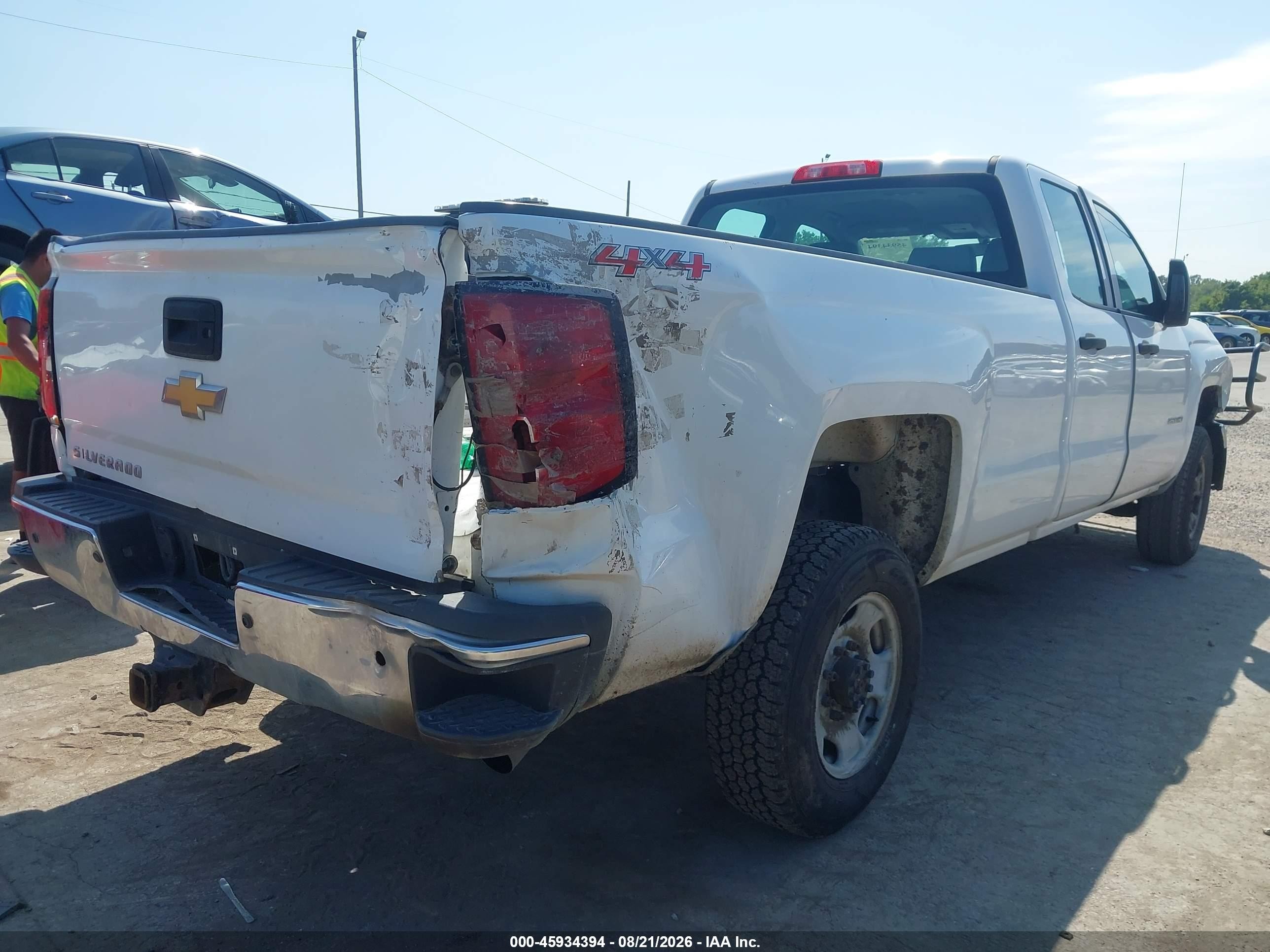 2015 Chevrolet Silverado 2500hd Work Truck White vin: 1GC2KUEG2FZ121620